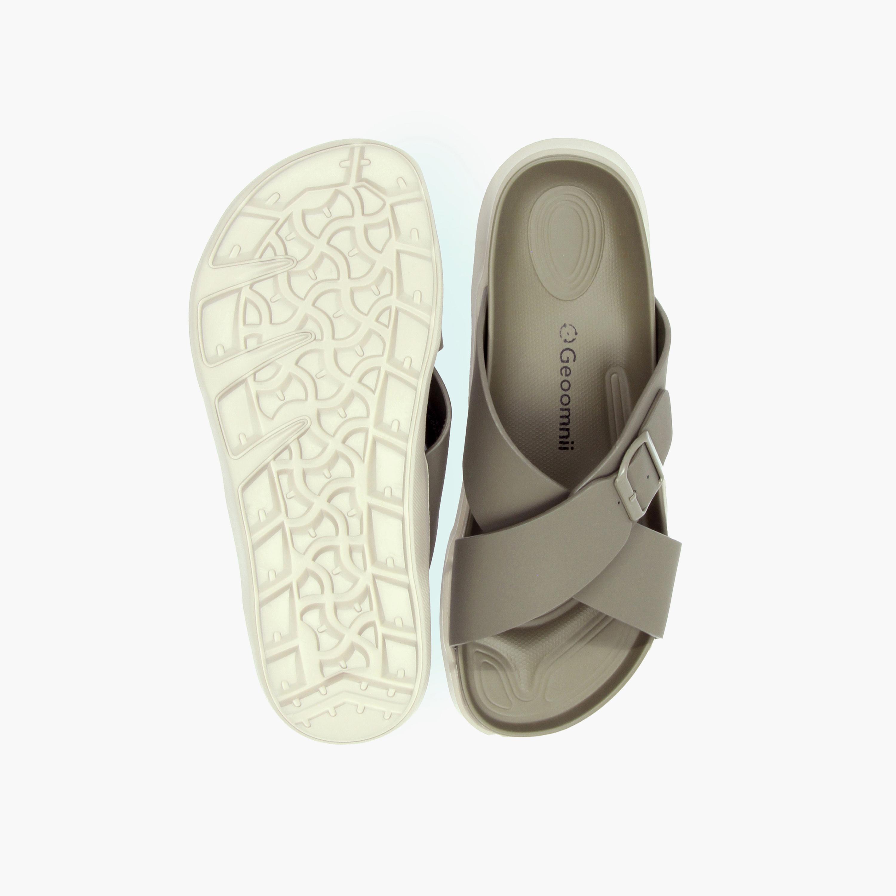 Geoomnii Men's Slip-On Galahad Cross Strap Sandals | GM-FY022-BLACK-men-shoes-sandals-image-3