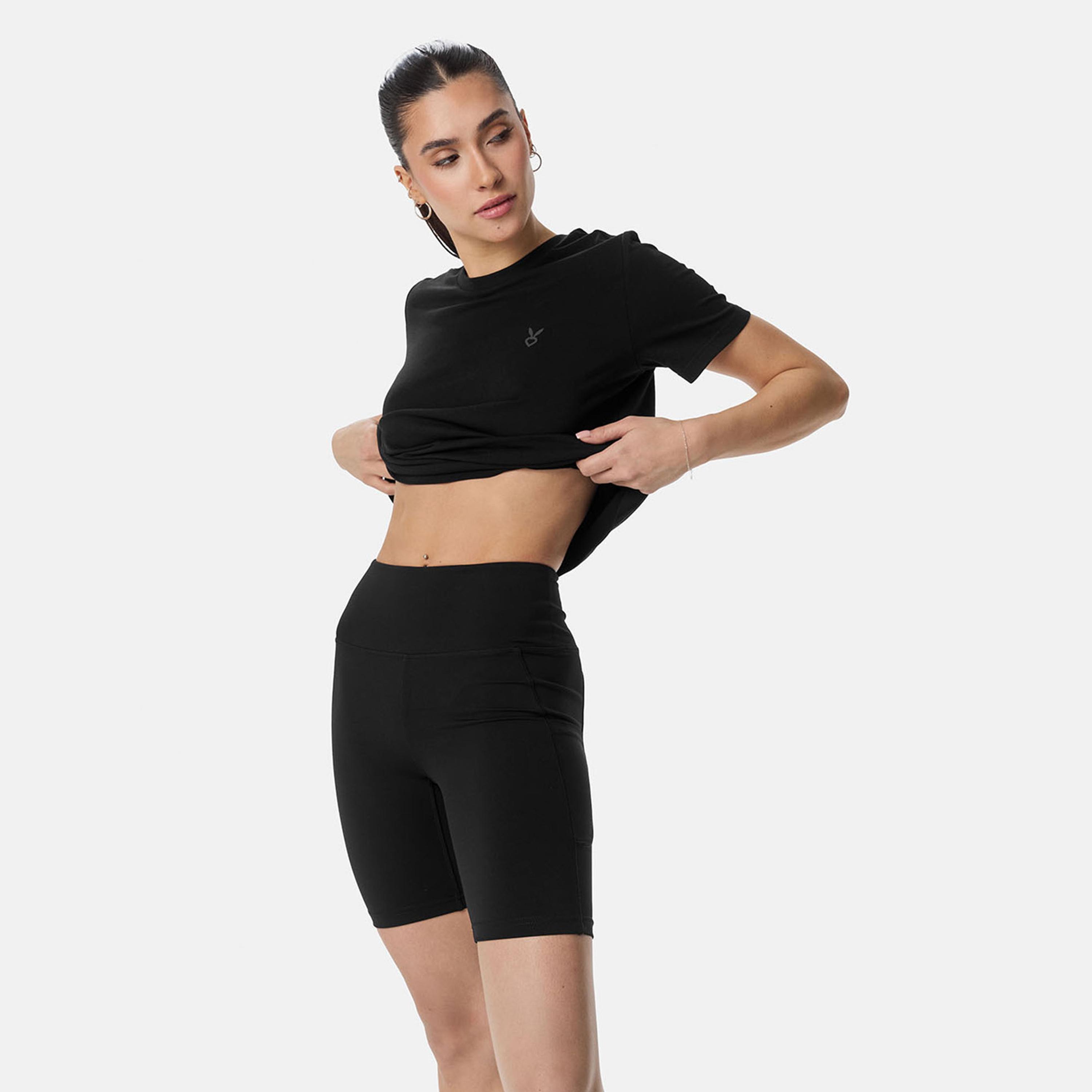 Cardio Bunny Women's Skinny Fit Shorts-women-clothing-sportswearandactivewear-bottoms-athleticskirtsandshorts-image-2