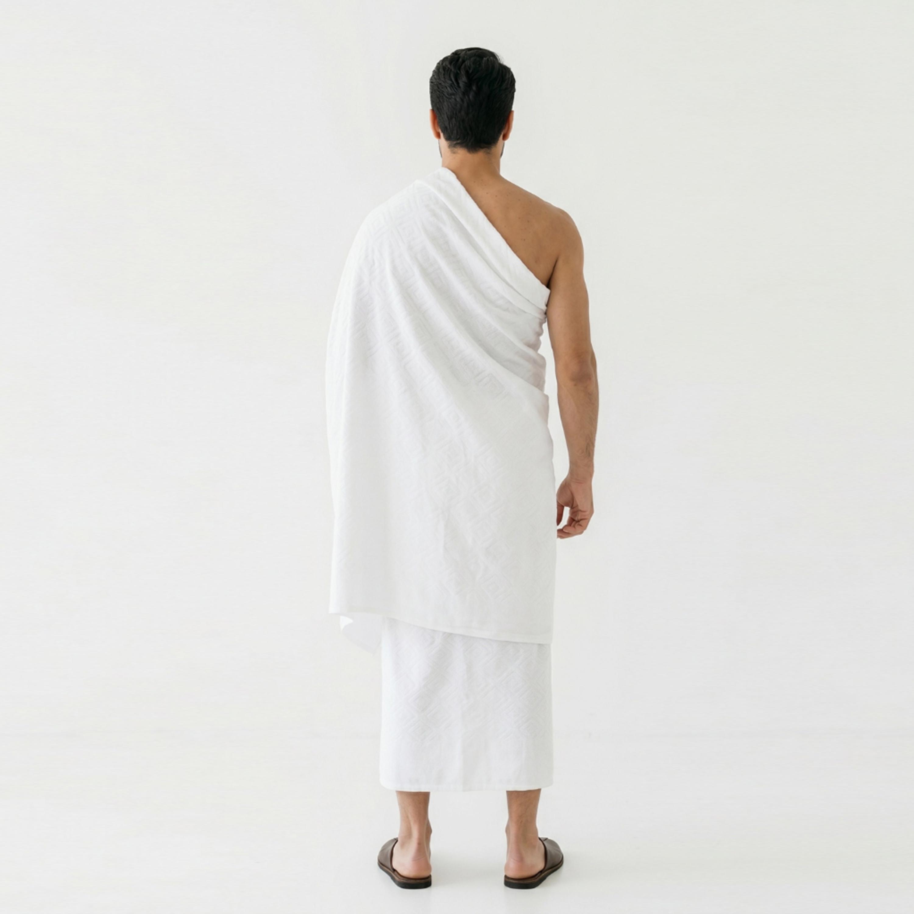 Hadiyath Al Madinah Cotton Hajj and Umrah Men's Ihram Set-men-arabicclothing-thobes-image-3