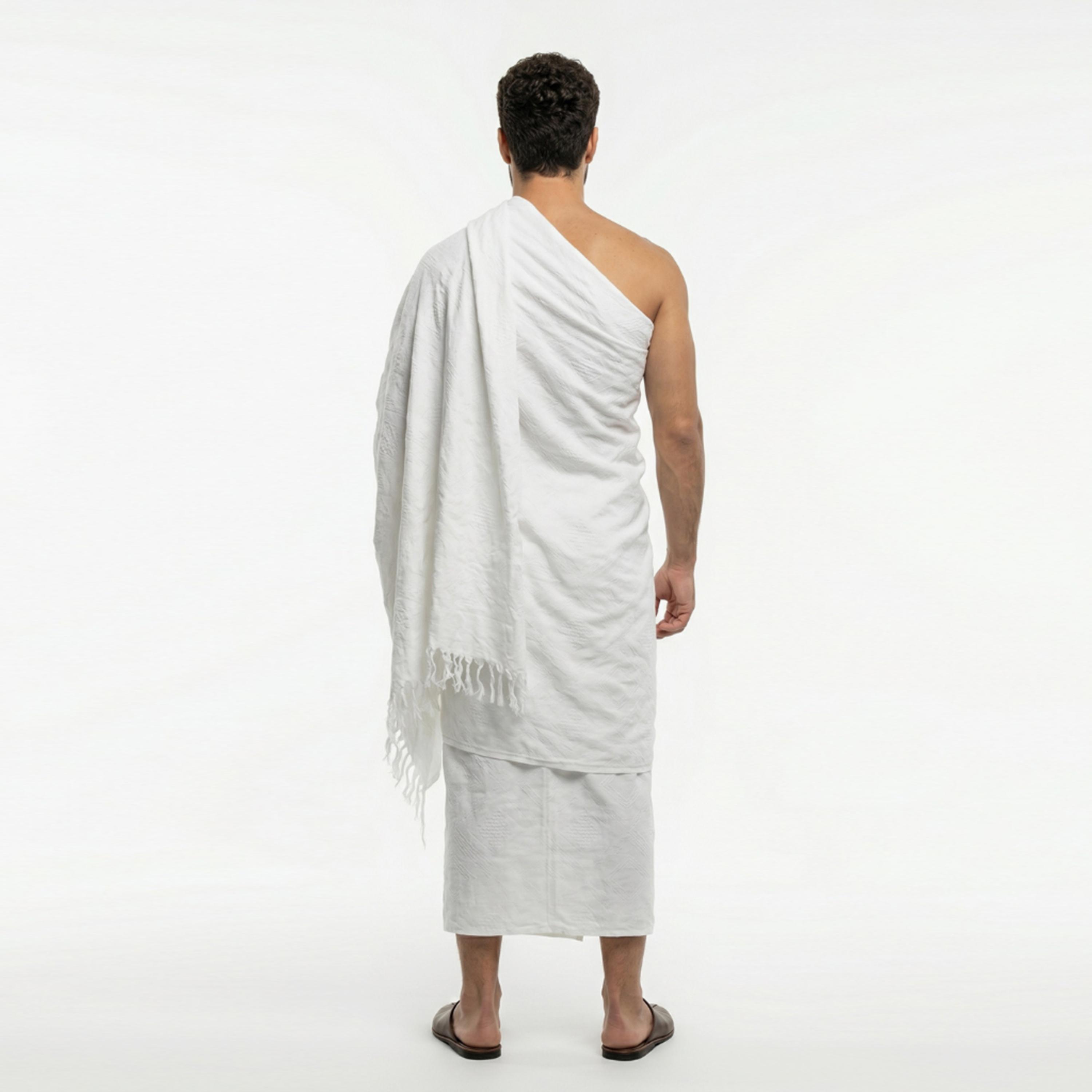 Hadiyath Al Madinah Cotton Hajj and Umrah Men's Ihram Set-men-arabicclothing-thobes-image-3