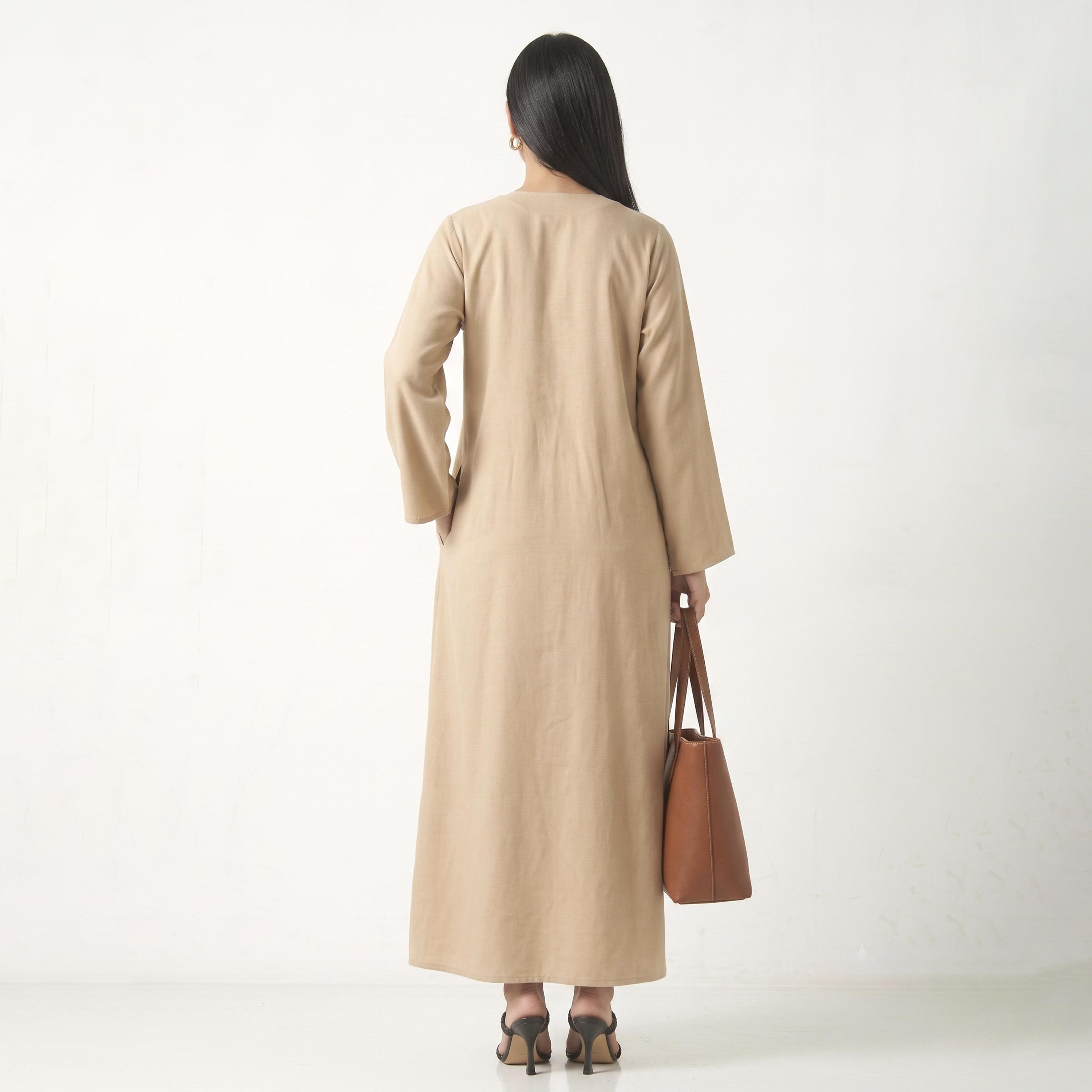 عباءة نيدا للنساء باللون البيج مع حجاب من حديث المدينة-women-arabicclothing-abayas-image-3