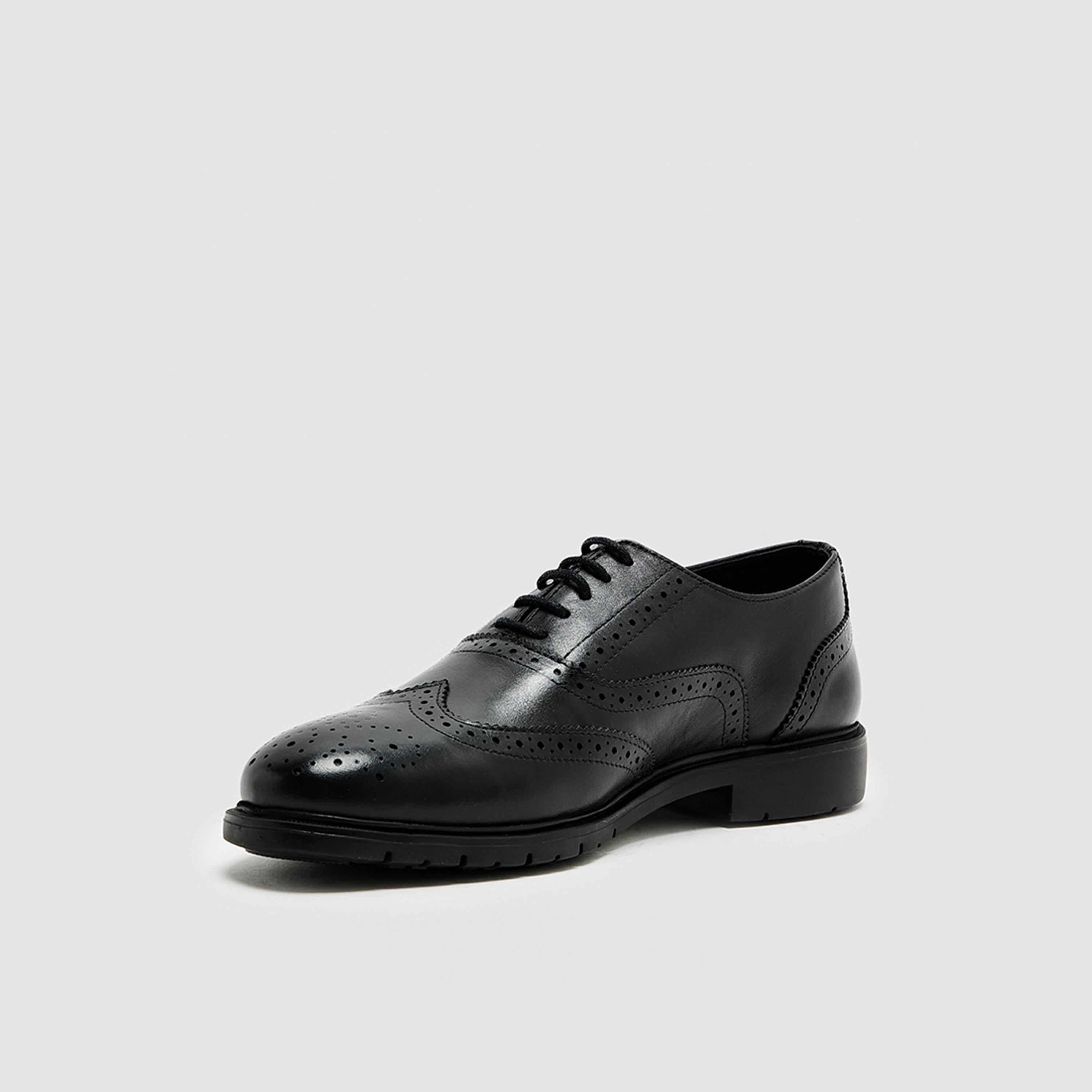 Hush Puppies Men's Lace-Up Brogue Shoes | HPM-DYER-BROGUE-men-shoes-formalshoes-image-2