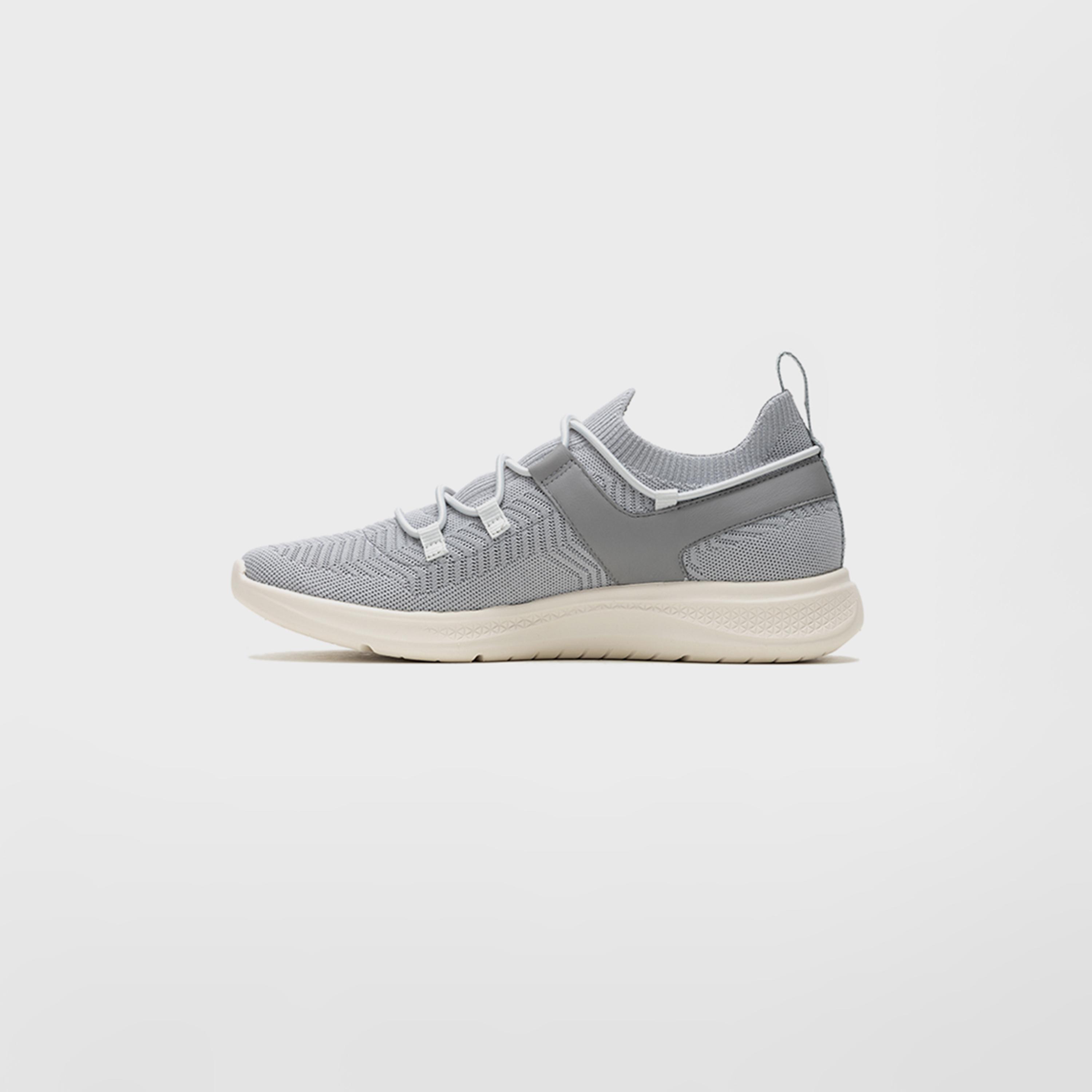 هش بابيز- حذاء رياضي إليفيت نايت للرجال  برباط كاحل منخفض | HPM10499-men-shoes-sneakers-image-3