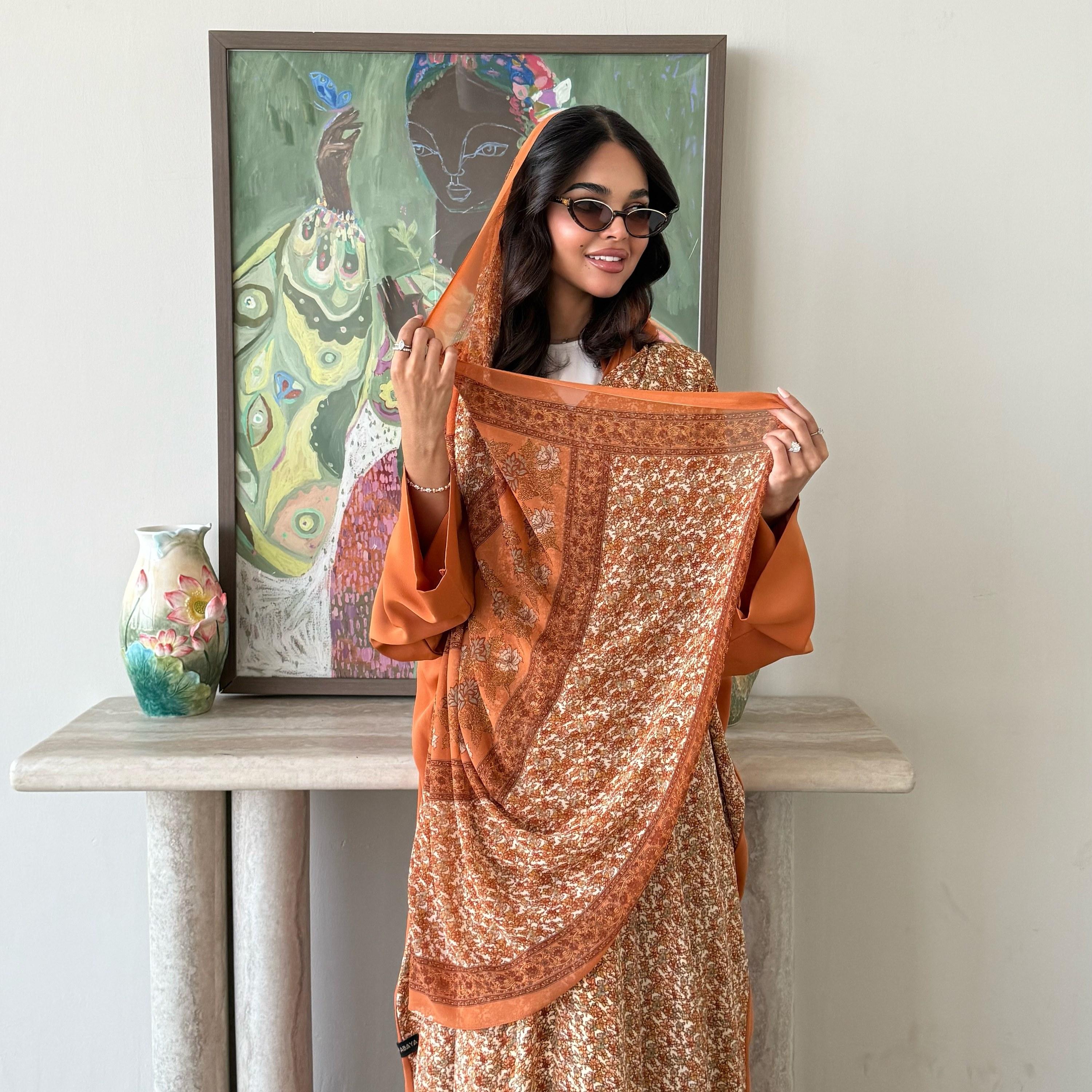 Lusin abaya Floral Print Dual-Tone Wide Sleeves Indian Silk Women's Abaya with Hijab-women-arabicclothing-abayas-image-3