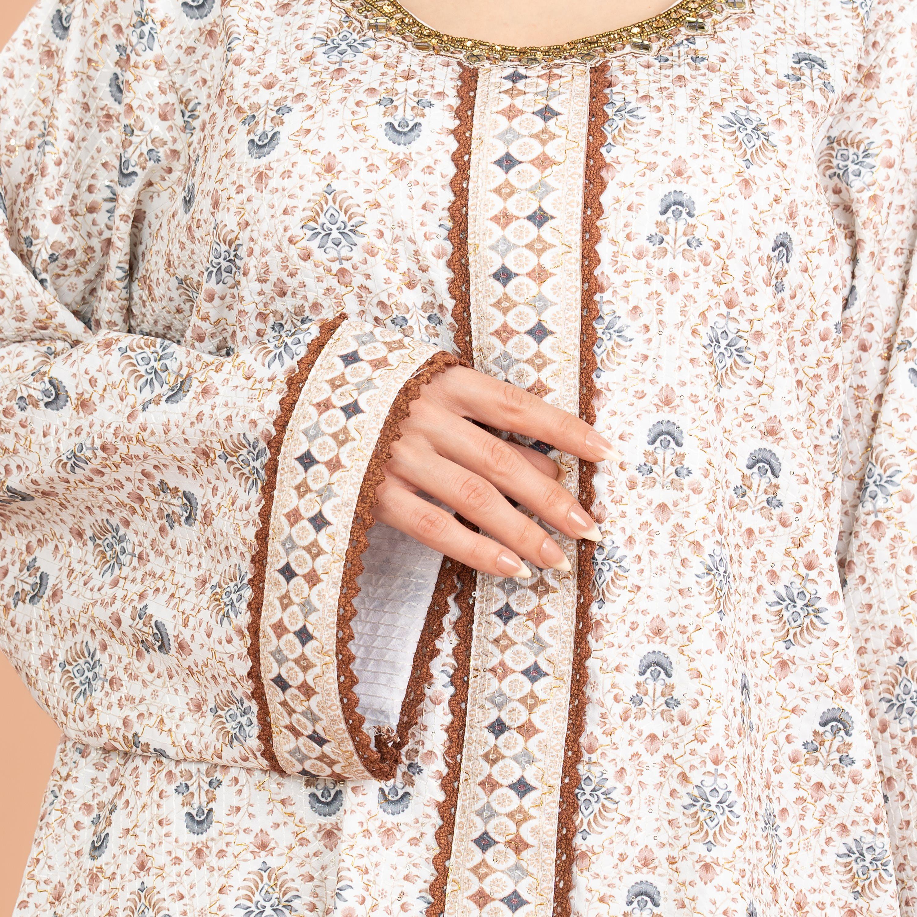 جلابية نسائية من IKKXA بطبعة زهور وتفاصيل مطرزة ورقبة من الدانتيل وأكمام أكمام-women-arabicclothing-jalabiyas-image-10