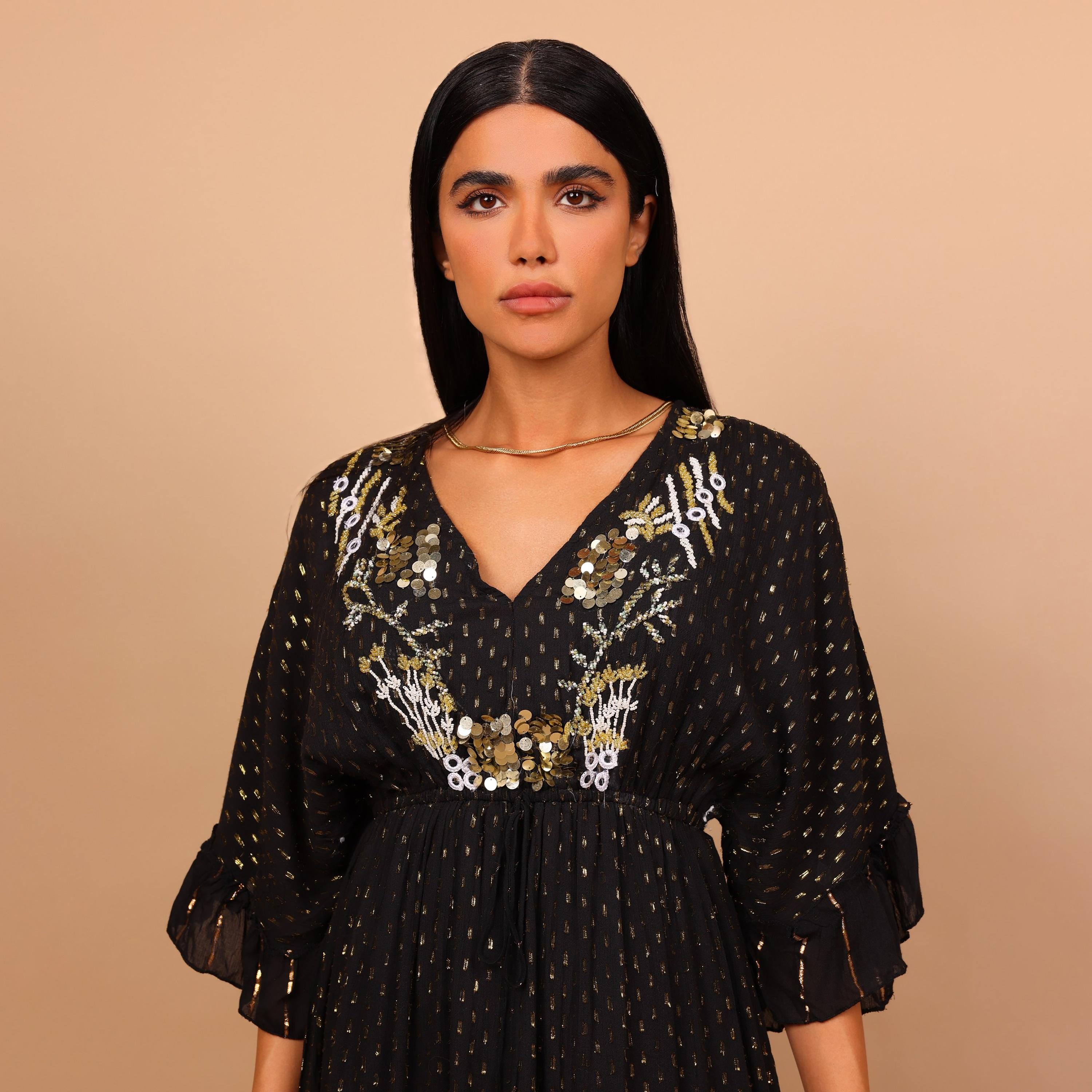 جلابية نسائية بطبقات وأكمام كشكش معدنية مع صدرية مطرزة بالخرز من إيككسا-women-arabicclothing-jalabiyas-image-18
