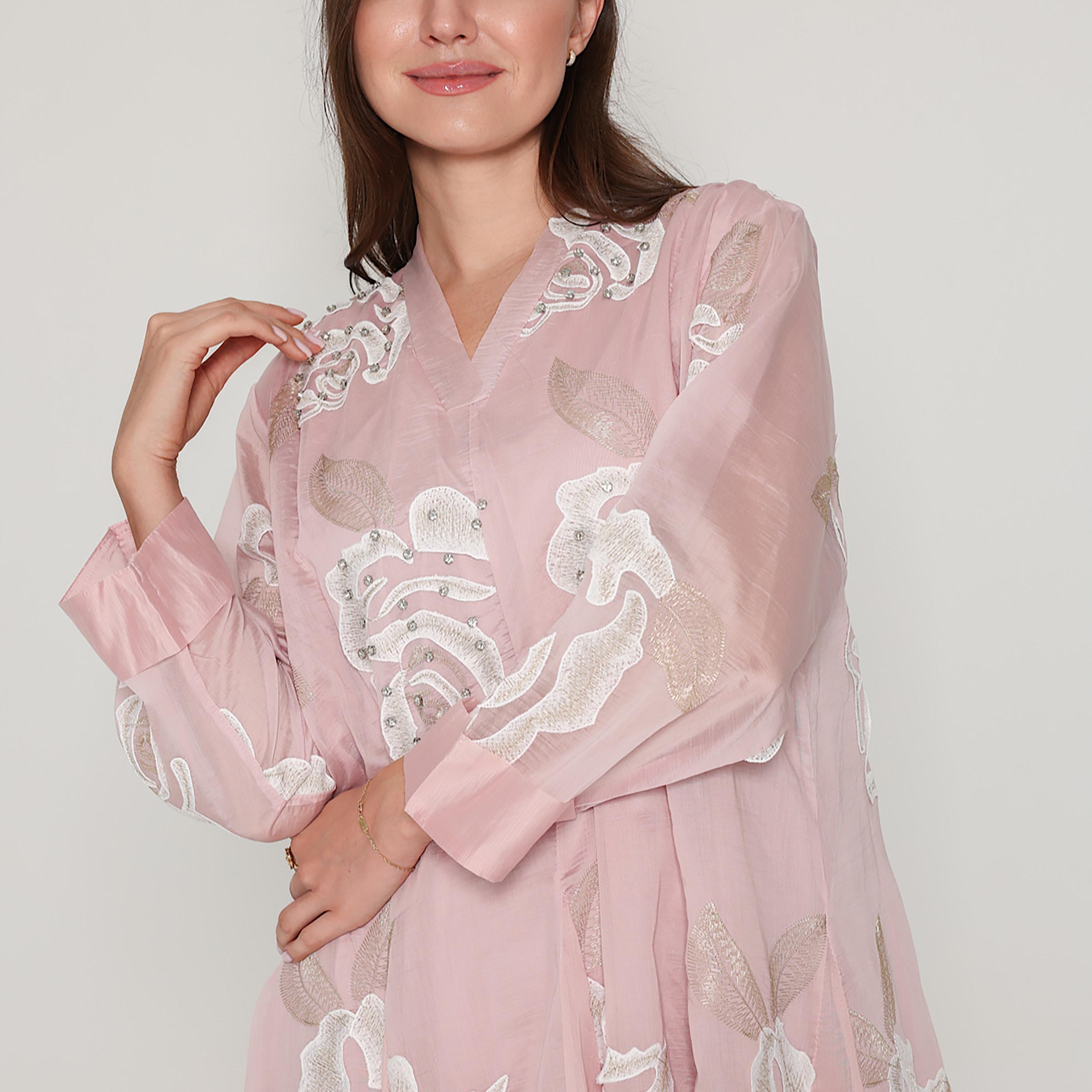 جلابية نسائية مطرزة بالزهور مع ألواح جوديت من إيككسا-women-clothing-dresses-image-10