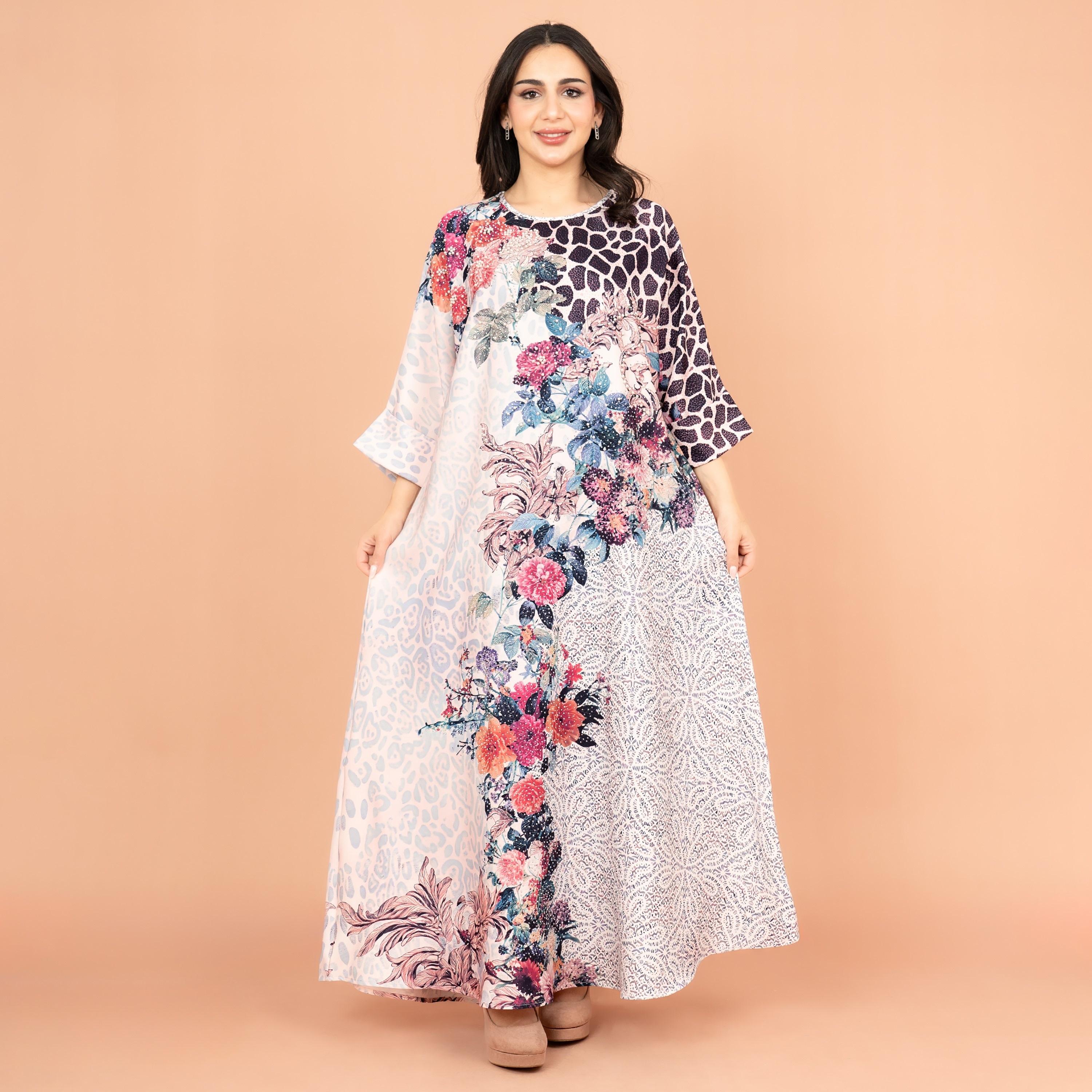 جلابية نسائية احتفالية بطبعات زهور ومزينة باللؤلؤ بأكمام قابلة للطي من IKKXA-women-arabicclothing-jalabiyas-image-9