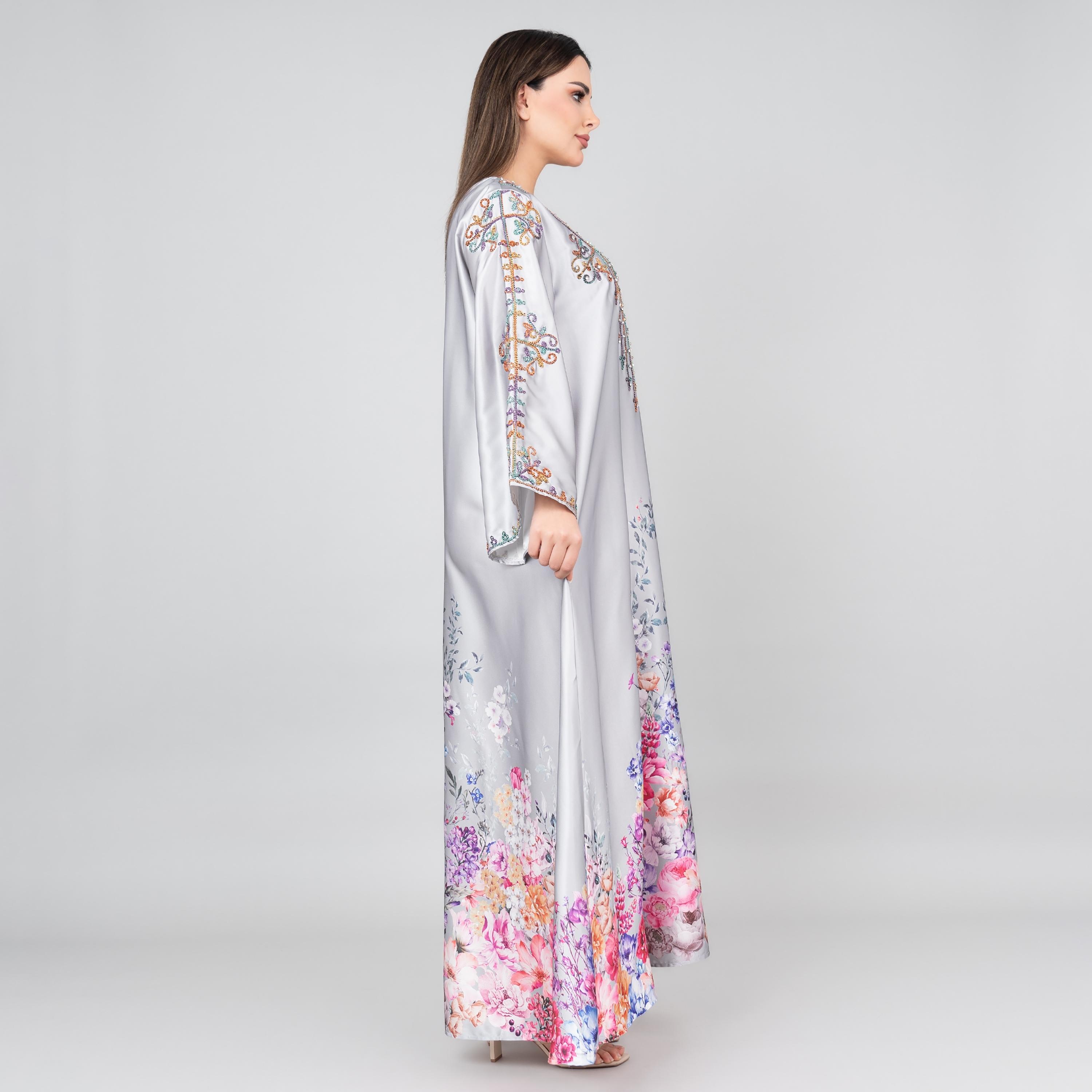 جلابية نسائية بأكمام واسعة وطبعة زهور ومطرزة بالكريستال من إككسا-women-arabicclothing-jalabiyas-image-3