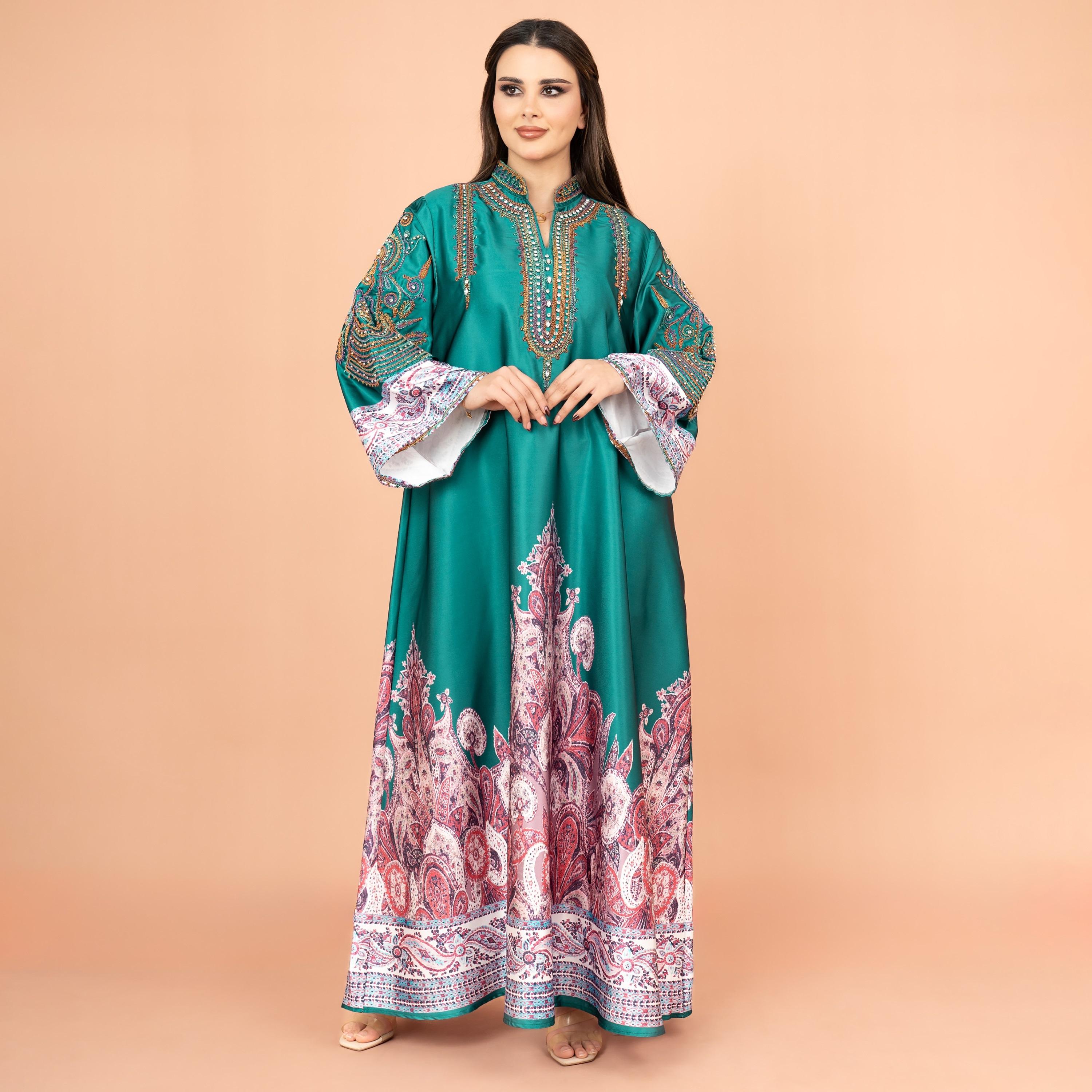 IKKXA جلابية نسائية مطرزة وكريستال وخرز بياقة ماندرين وأكمام واسعة-women-arabicclothing-jalabiyas-image-1