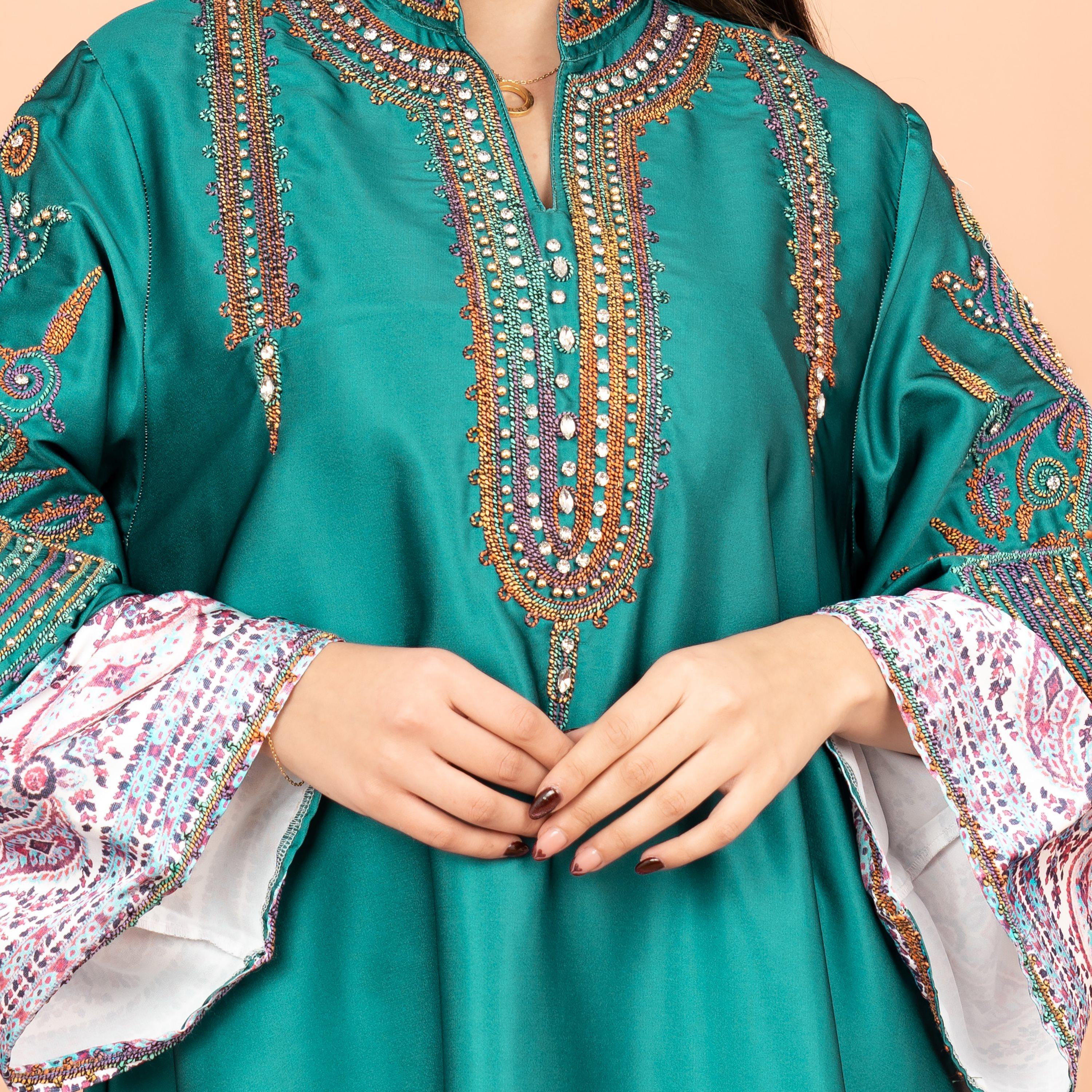 IKKXA جلابية نسائية مطرزة وكريستال وخرز بياقة ماندرين وأكمام واسعة-women-arabicclothing-jalabiyas-image-2