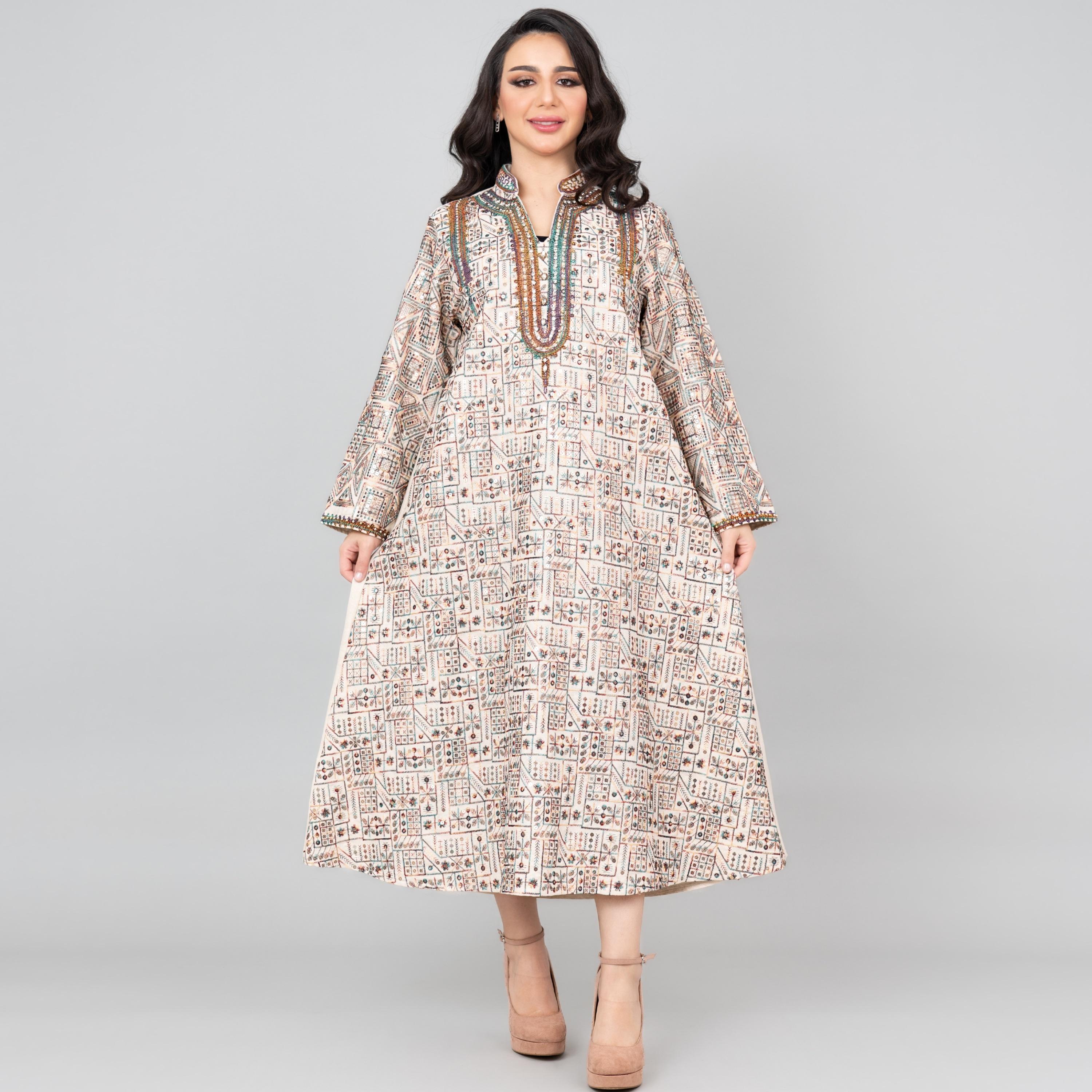 جلابية نسائية من الكتان باللون البيج الأنيق مطرزة بالترتر من إككسا-women-arabicclothing-jalabiyas-image-1