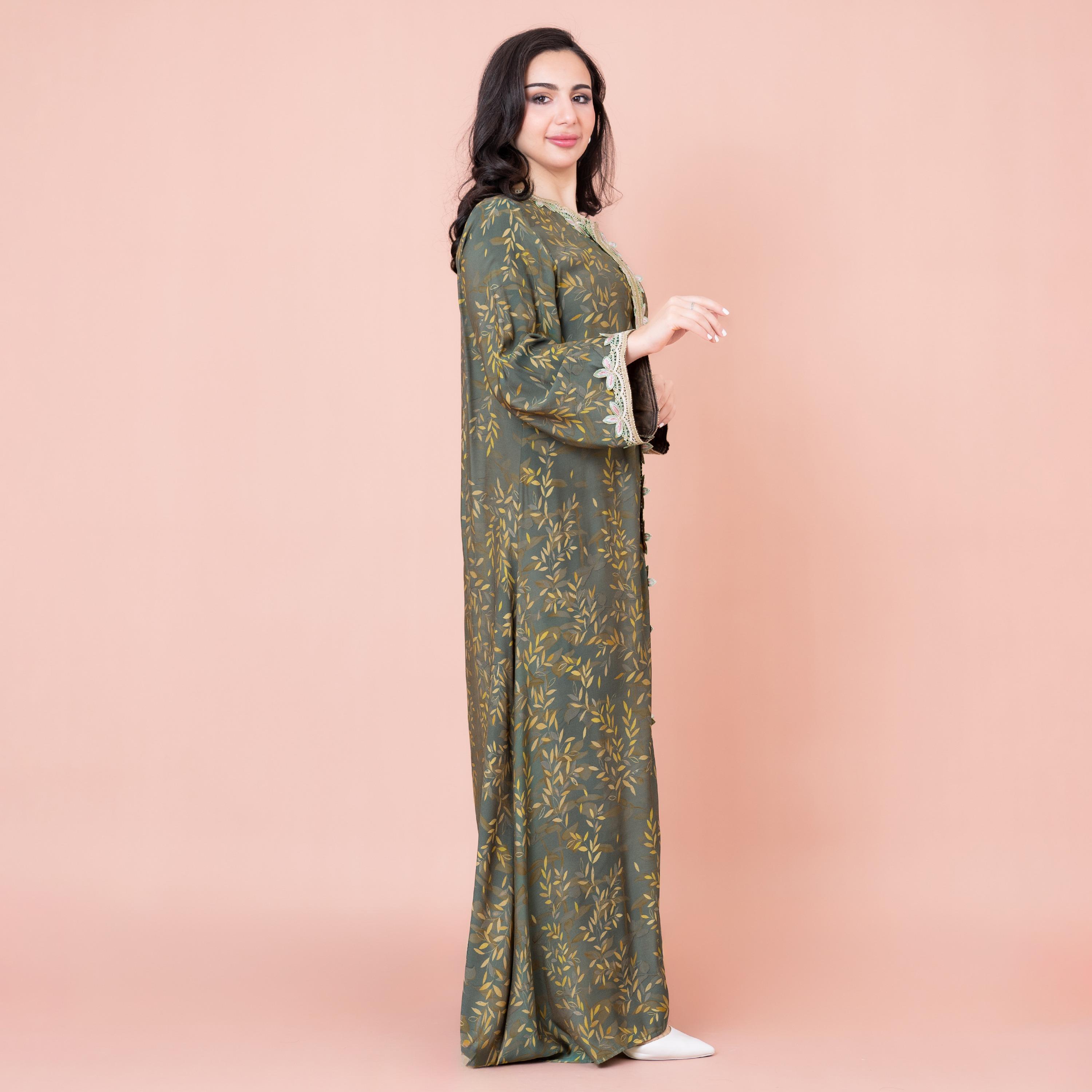جلابية مزينة بأوراق شجر ومطرزة من إيككسا-women-arabicclothing-jalabiyas-image-3