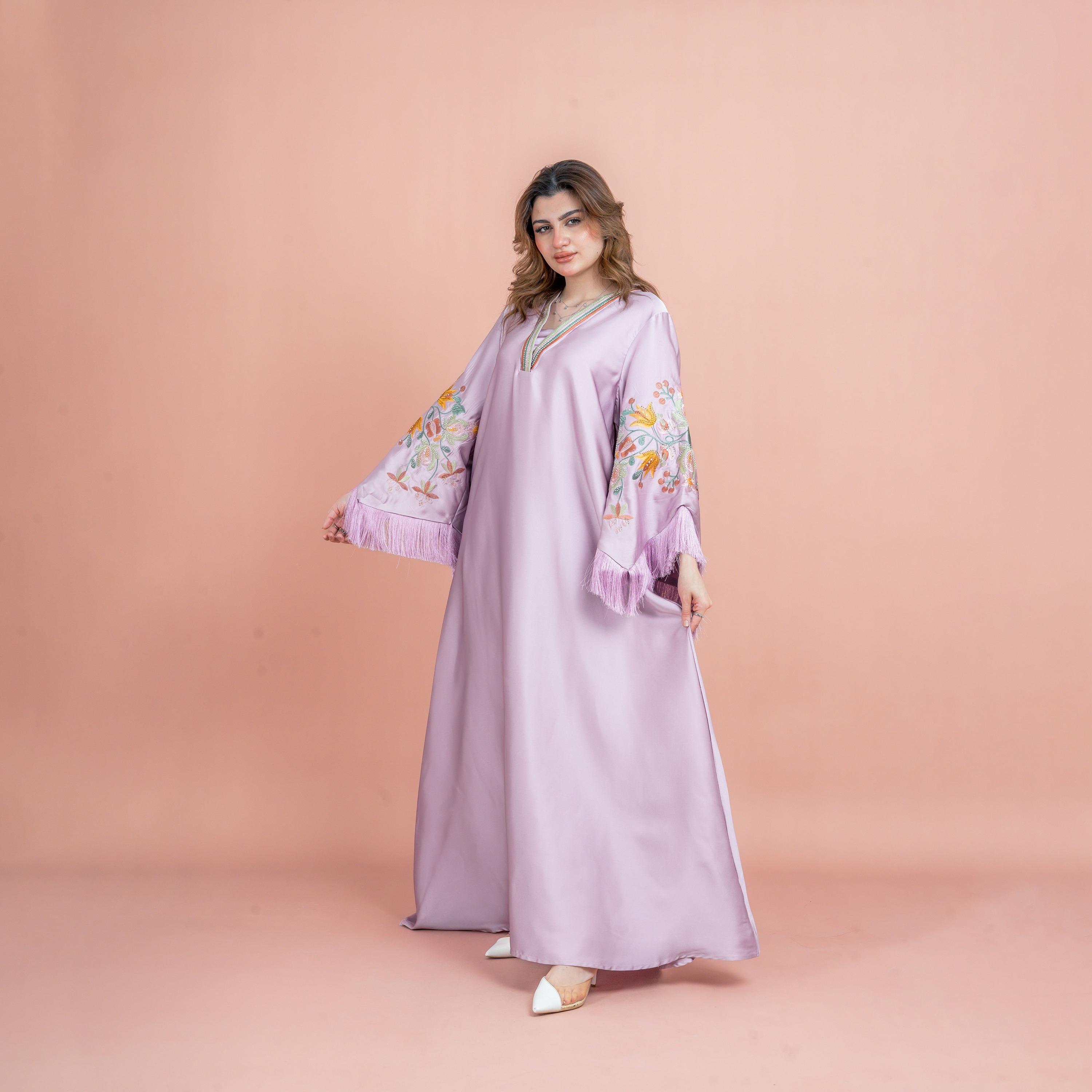 جلابية سهرة نسائية بأكمام واسعة ومزينة بالكريستال ومطرزة وذات لمعان ساتان من إككسا-women-arabicclothing-jalabiyas-image-7