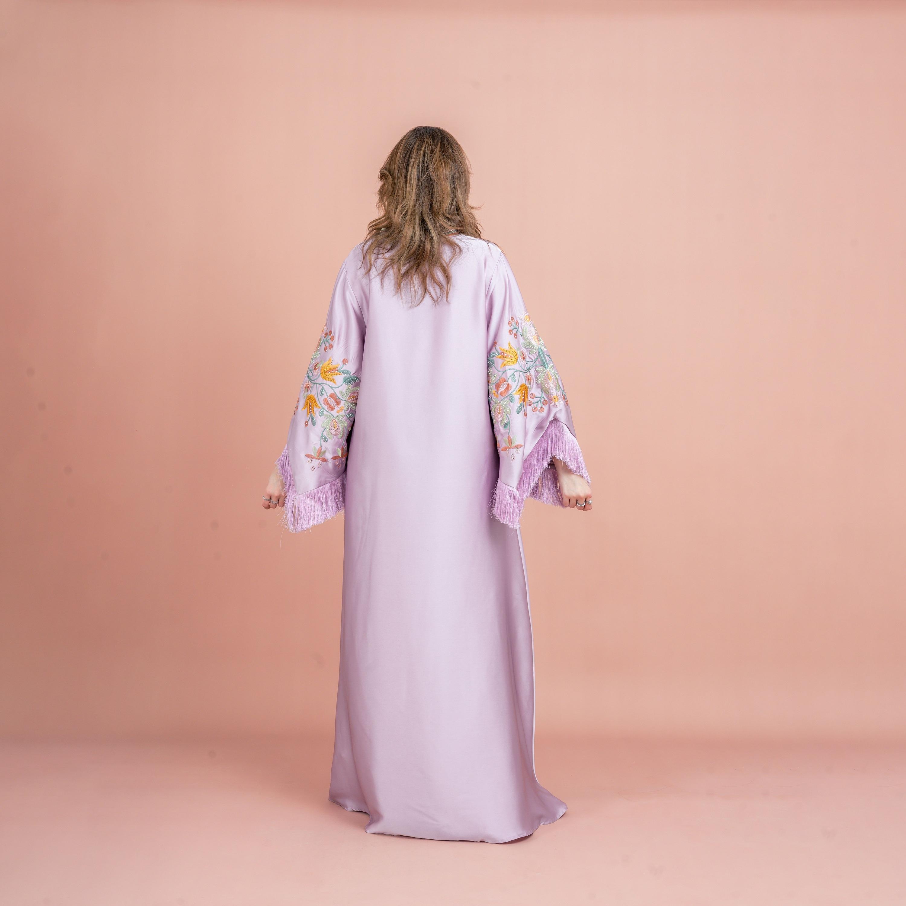 جلابية سهرة نسائية بأكمام واسعة ومزينة بالكريستال ومطرزة وذات لمعان ساتان من إككسا-women-arabicclothing-jalabiyas-image-8