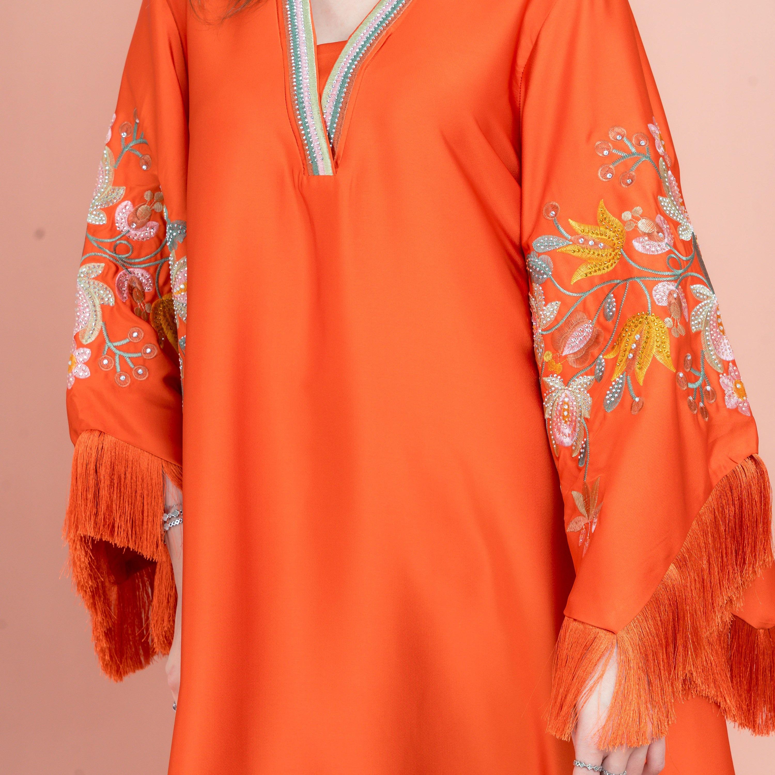 جلابية سهرة نسائية بأكمام واسعة ومزينة بالكريستال ومطرزة وذات لمعان ساتان من إككسا-women-arabicclothing-jalabiyas-image-18