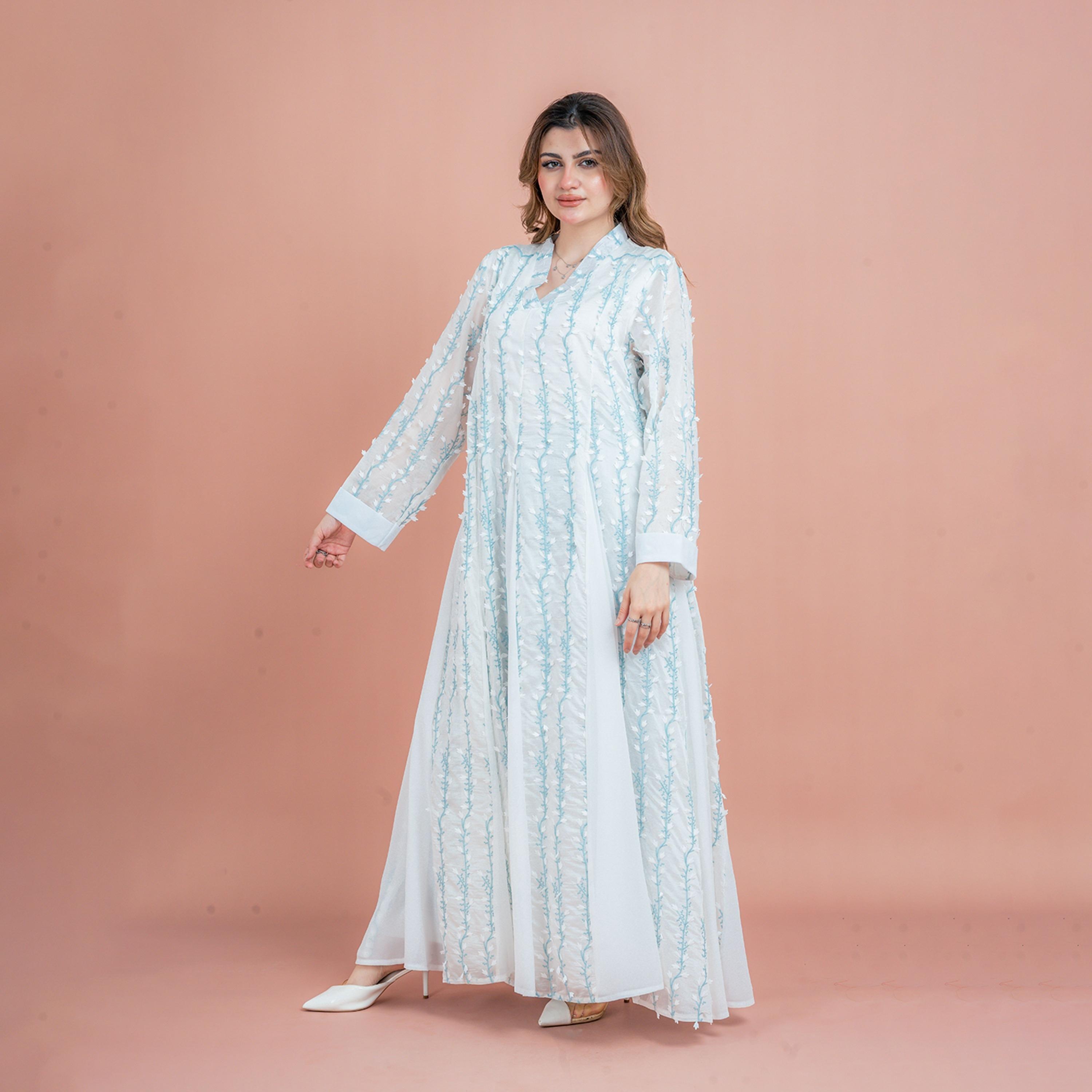جلابية نسائية بتلات ناعمة ومطرزة بألواح جوديه من إككسا-women-arabicclothing-jalabiyas-image-4