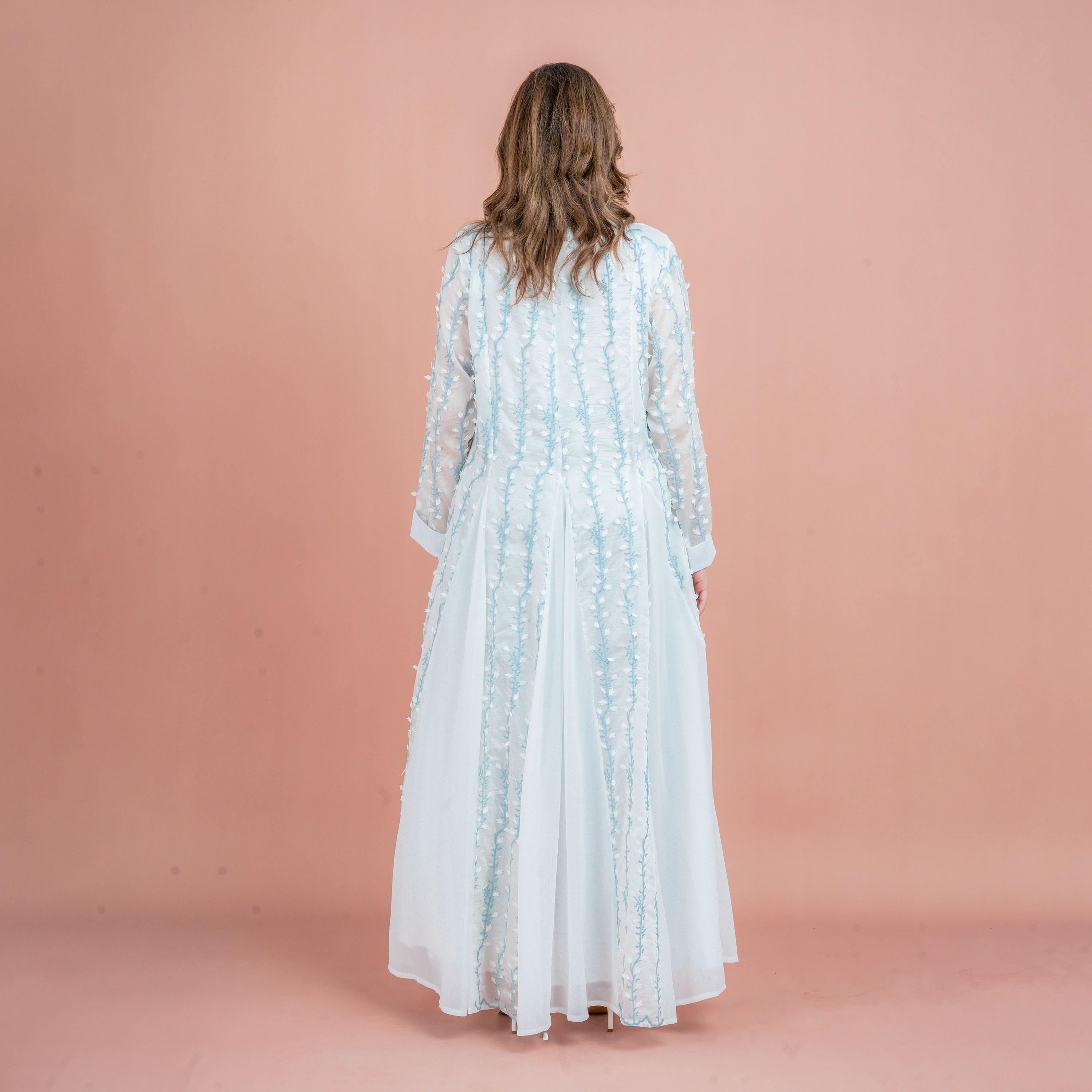 جلابية نسائية بتلات ناعمة ومطرزة بألواح جوديه من إككسا-women-arabicclothing-jalabiyas-image-5