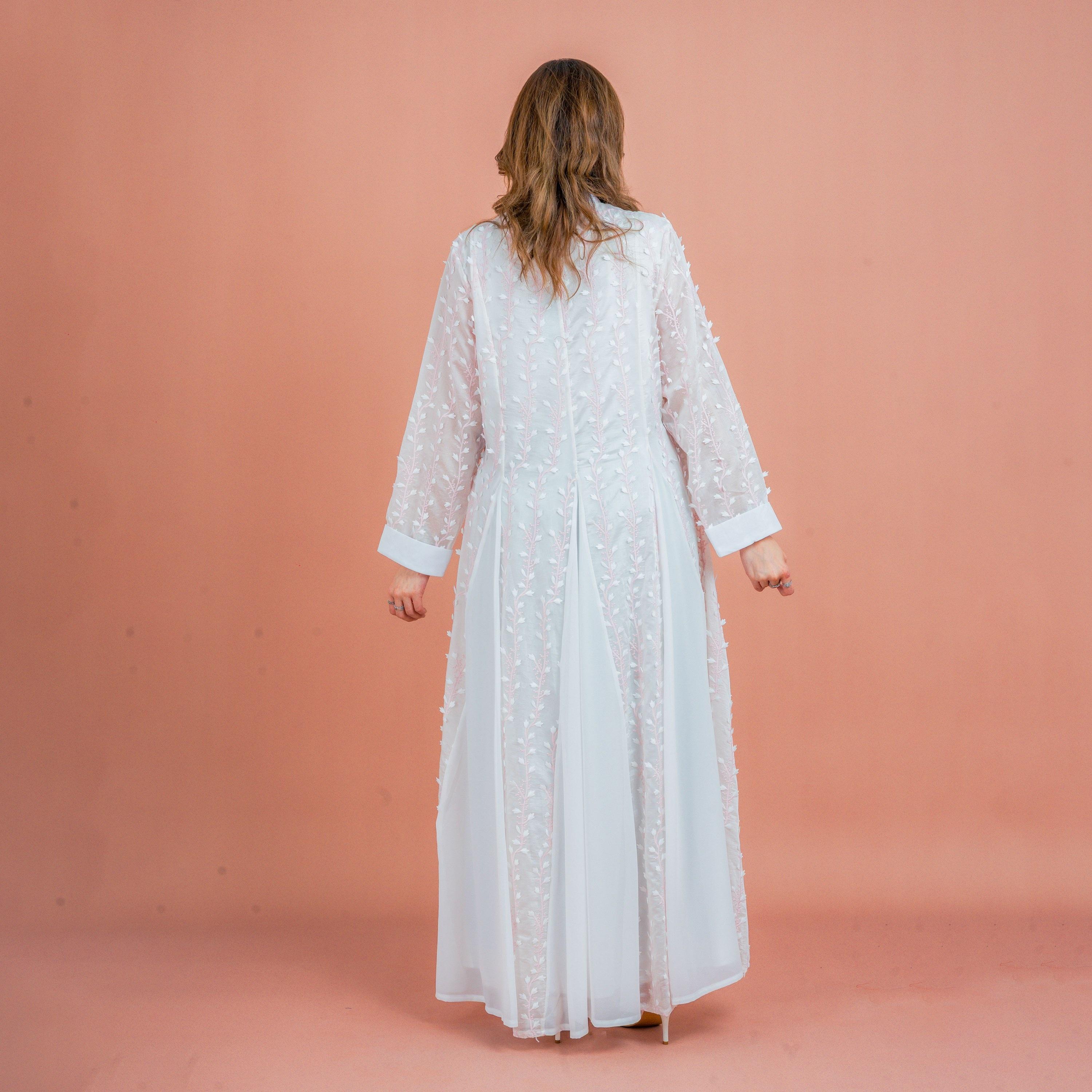 جلابية نسائية بتلات ناعمة ومطرزة بألواح جوديه من إككسا-women-arabicclothing-jalabiyas-image-18