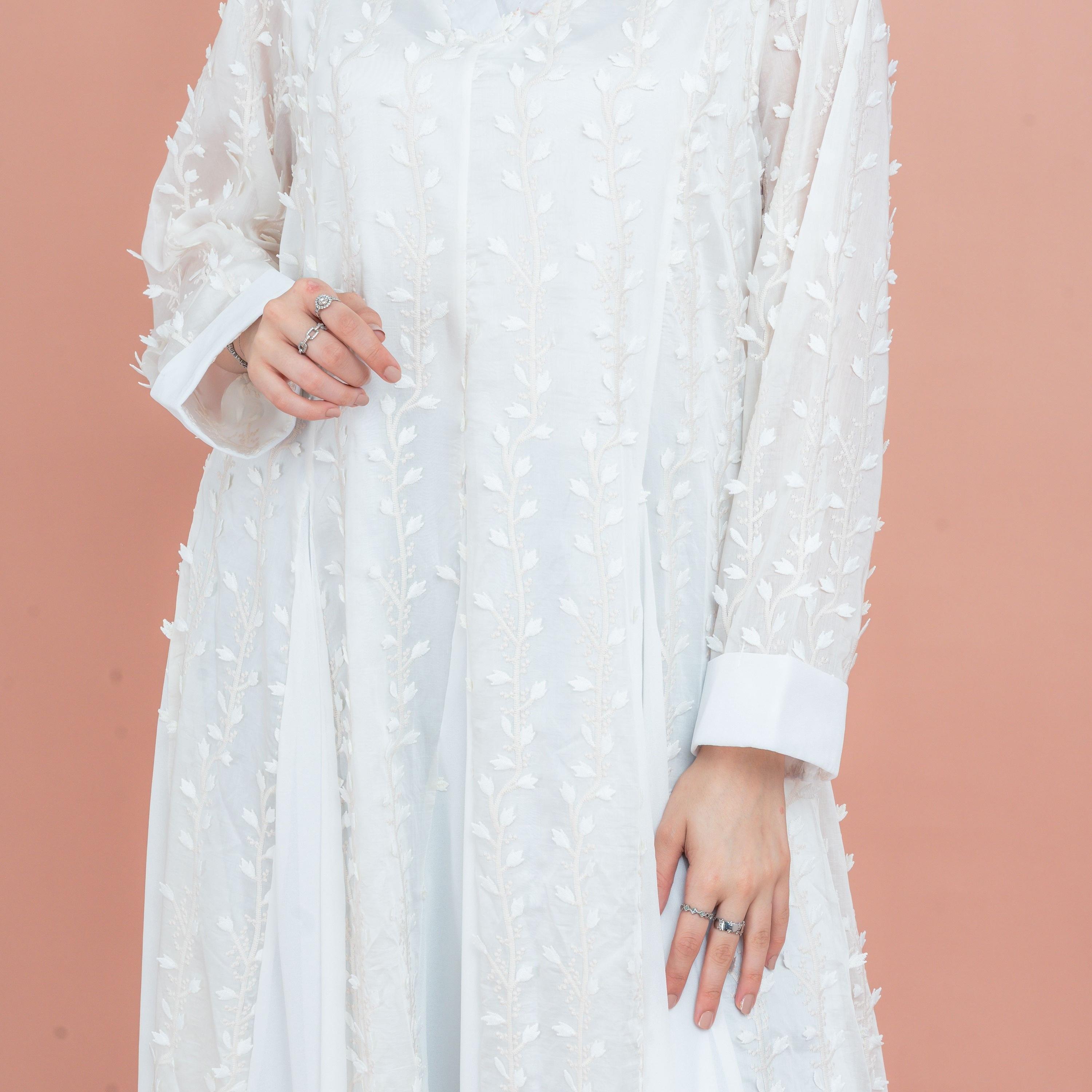 جلابية نسائية بتلات ناعمة ومطرزة بألواح جوديه من إككسا-women-arabicclothing-jalabiyas-image-7