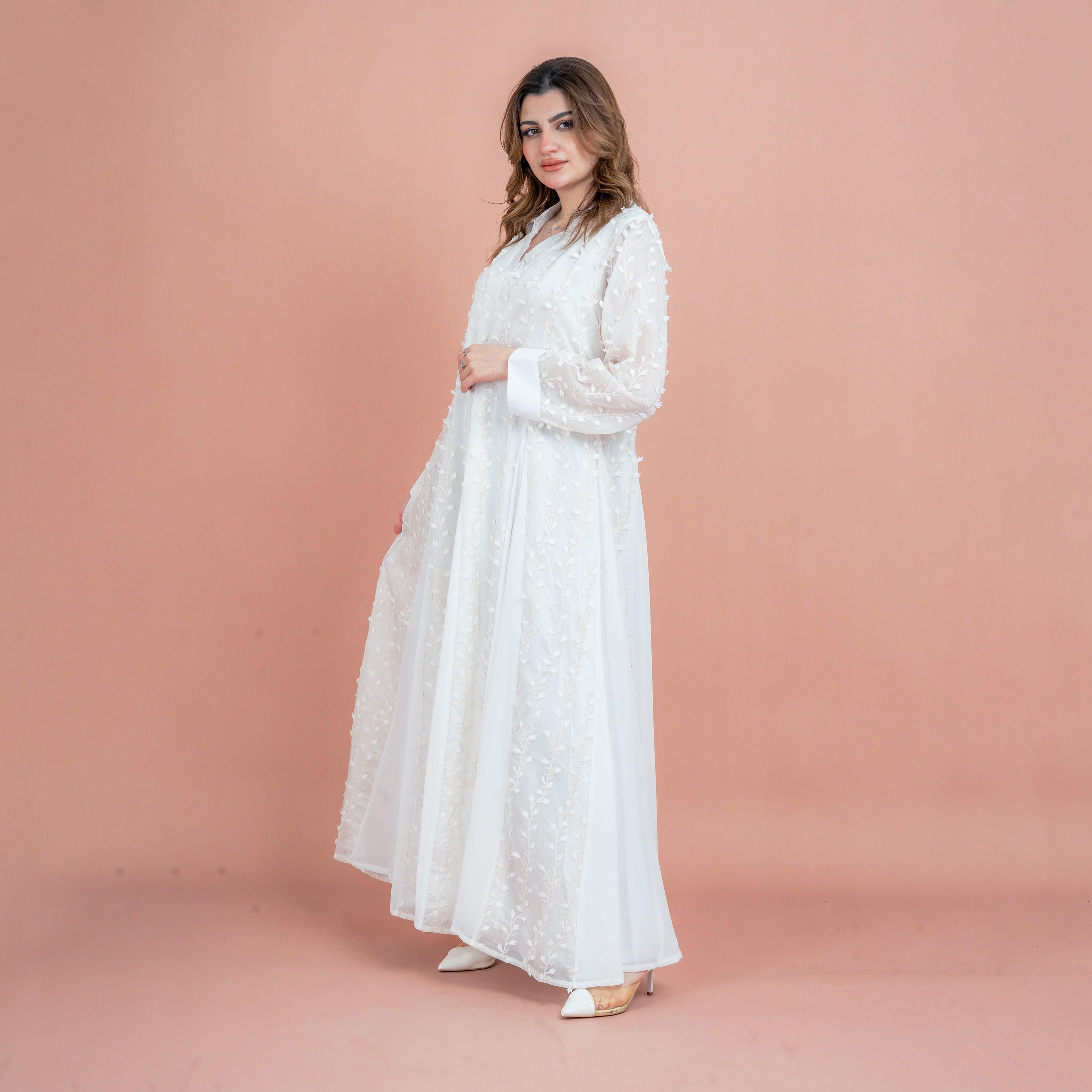 جلابية نسائية بتلات ناعمة ومطرزة بألواح جوديه من إككسا-women-arabicclothing-jalabiyas-image-8