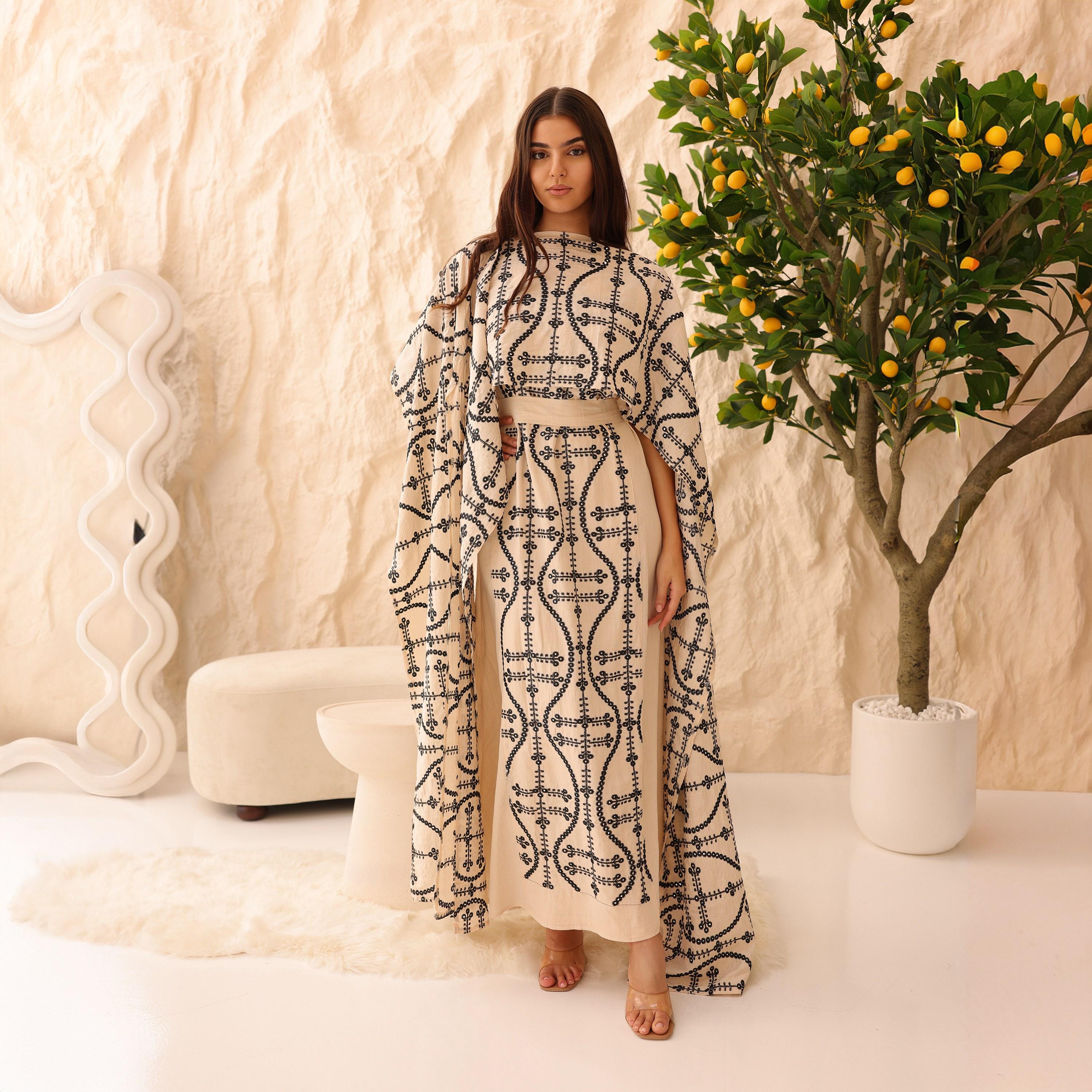 جلابية سهرة نسائية مطرزة مع عباءة علوية من إيككسا-women-arabicclothing-jalabiyas-image-1