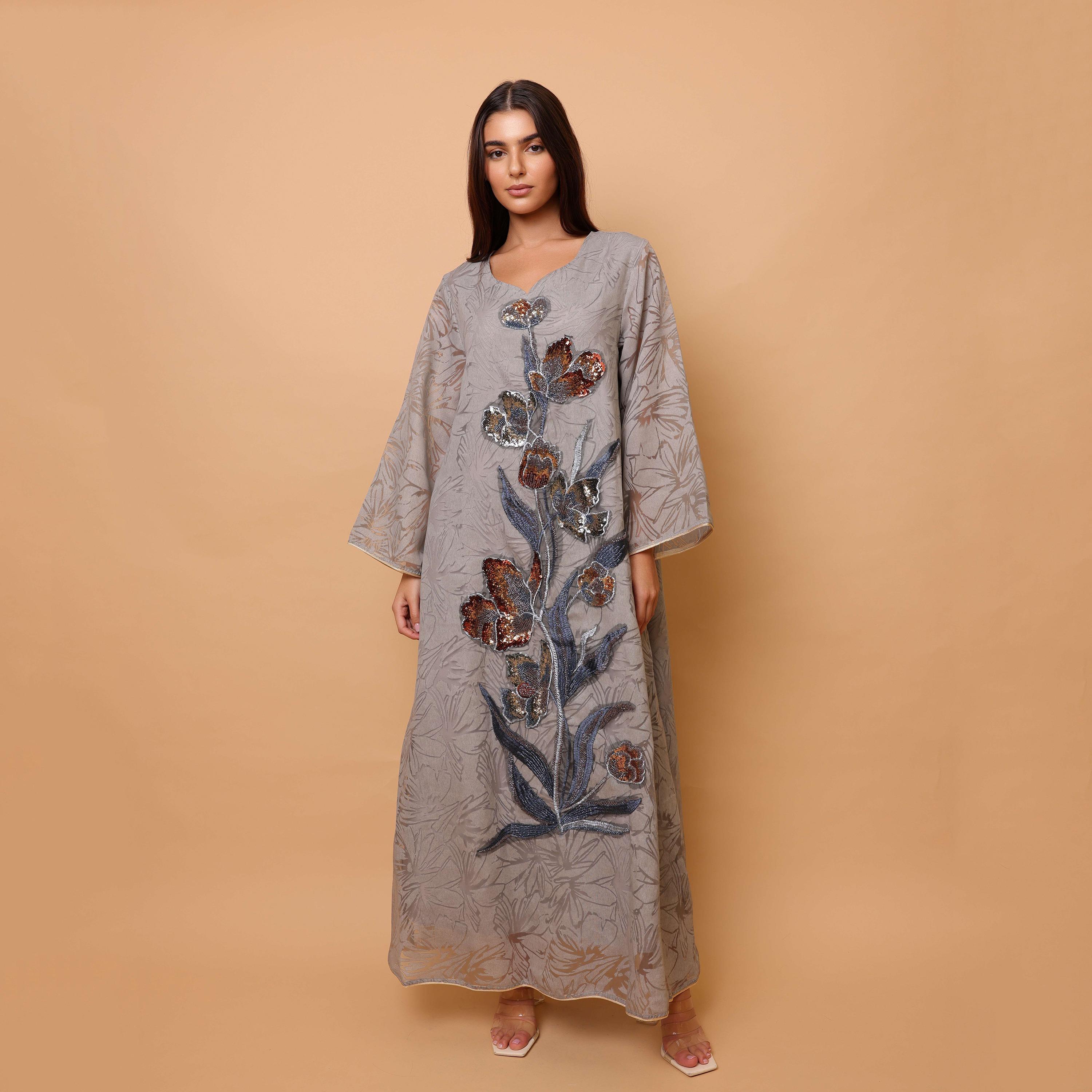 جلابية سهرة نسائية بزهور مزينة بالخرز والترتر وأكمام واسعة من إيككسا-women-arabicclothing-jalabiyas-image-12