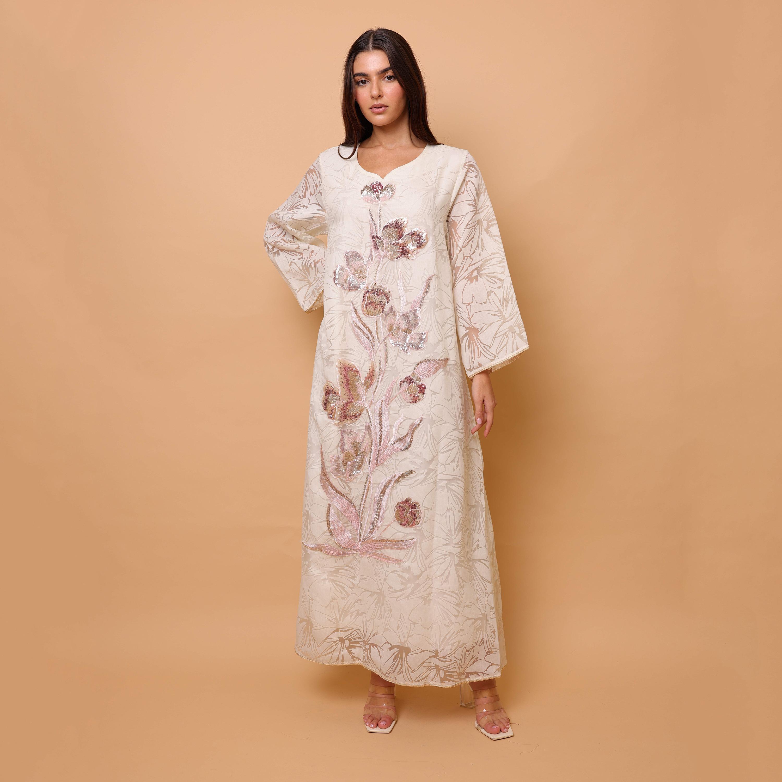 جلابية سهرة نسائية بزهور مزينة بالخرز والترتر وأكمام واسعة من إيككسا-women-arabicclothing-jalabiyas-image-5