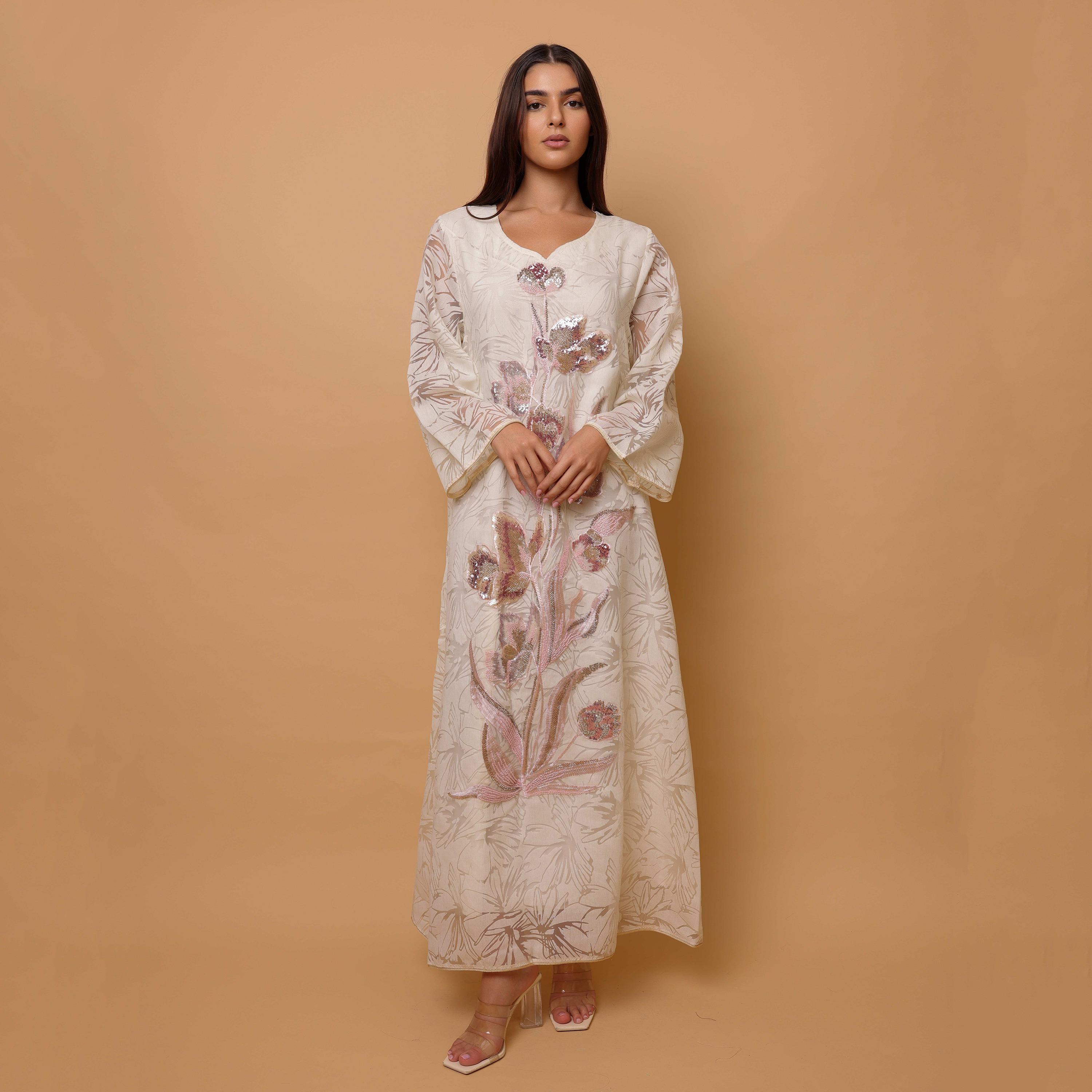 جلابية سهرة نسائية بزهور مزينة بالخرز والترتر وأكمام واسعة من إيككسا-women-arabicclothing-jalabiyas-image-7
