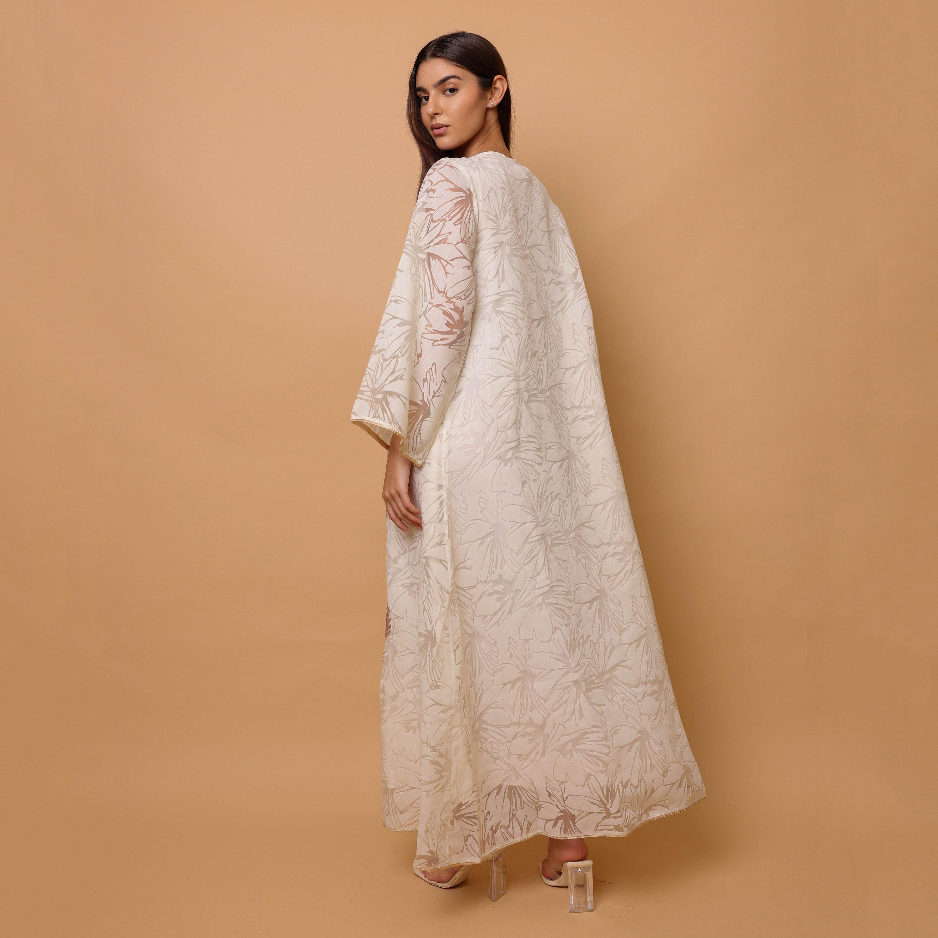 جلابية سهرة نسائية بزهور مزينة بالخرز والترتر وأكمام واسعة من إيككسا-women-arabicclothing-jalabiyas-image-8