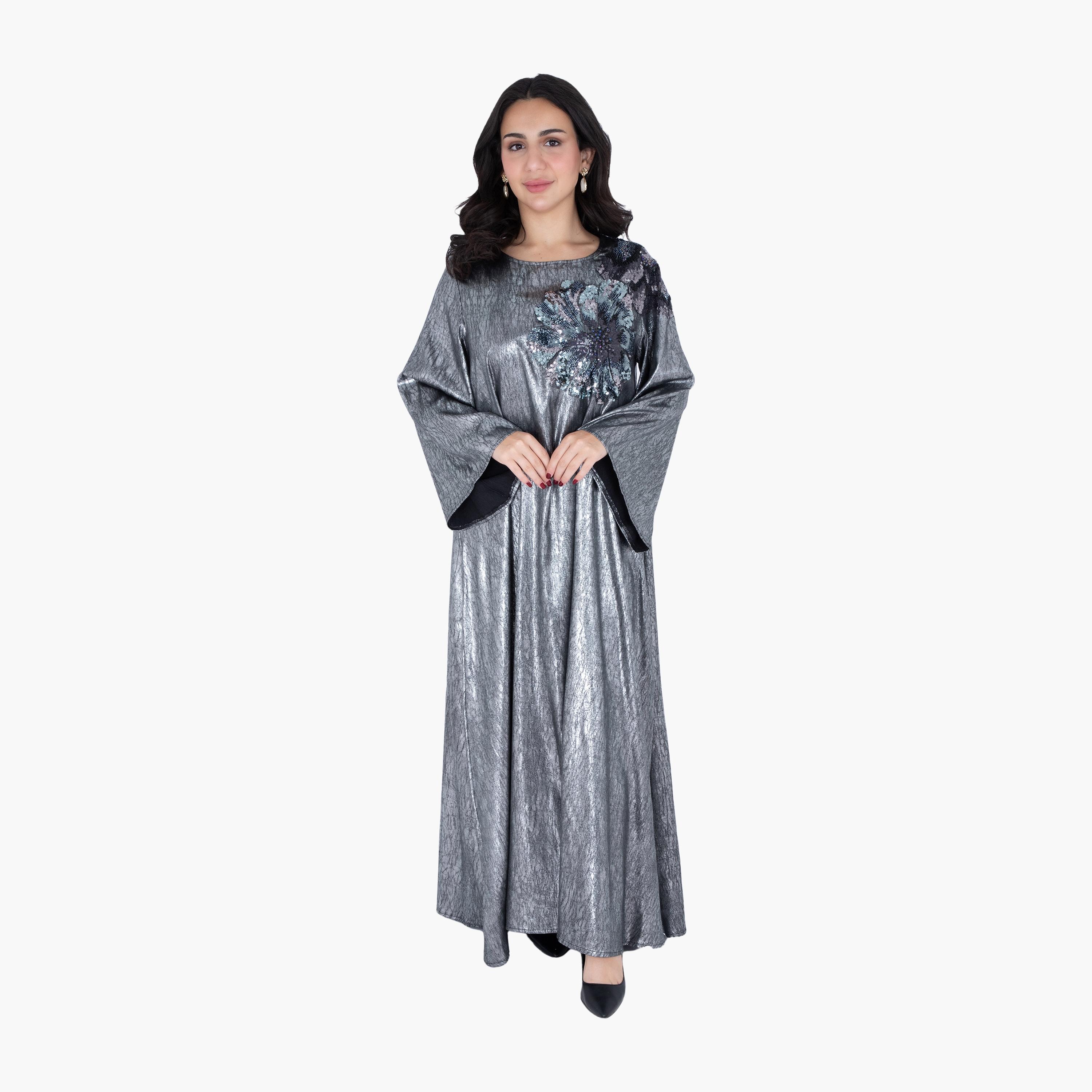 جلابية سهرة معدنية مطرزة ومطرزة بالترتر وأكمام واسعة من إككسا-women-arabicclothing-jalabiyas-image-10