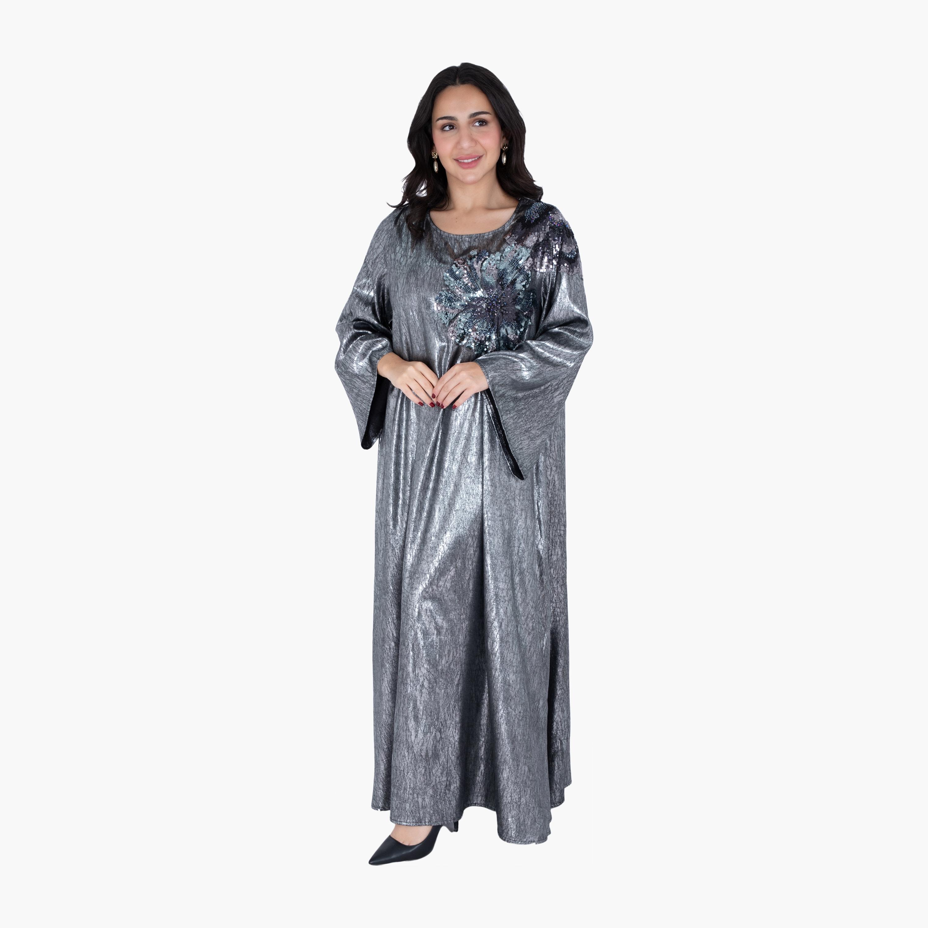 جلابية سهرة معدنية مطرزة ومطرزة بالترتر وأكمام واسعة من إككسا-women-arabicclothing-jalabiyas-image-13