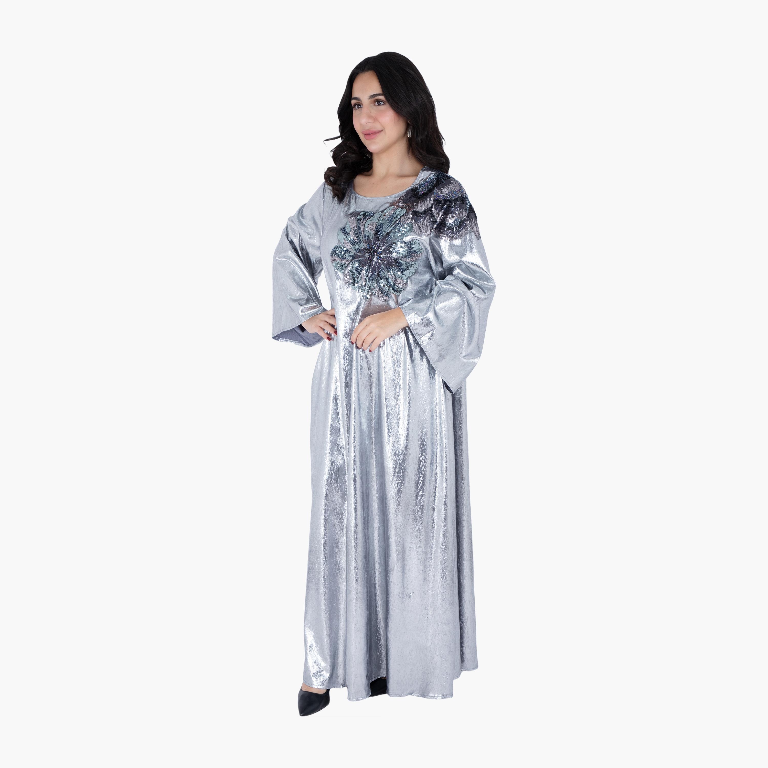 جلابية سهرة معدنية مطرزة ومطرزة بالترتر وأكمام واسعة من إككسا-women-arabicclothing-jalabiyas-image-6