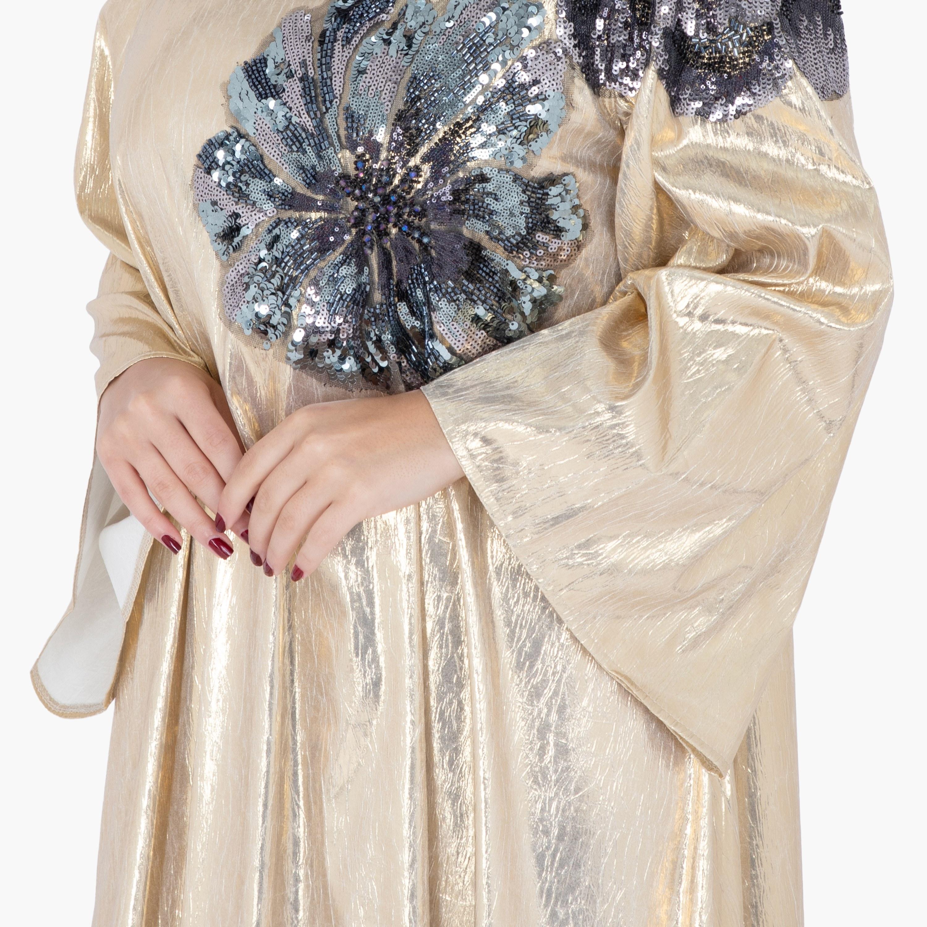 جلابية سهرة معدنية مطرزة ومطرزة بالترتر وأكمام واسعة من إككسا-women-arabicclothing-jalabiyas-image-2