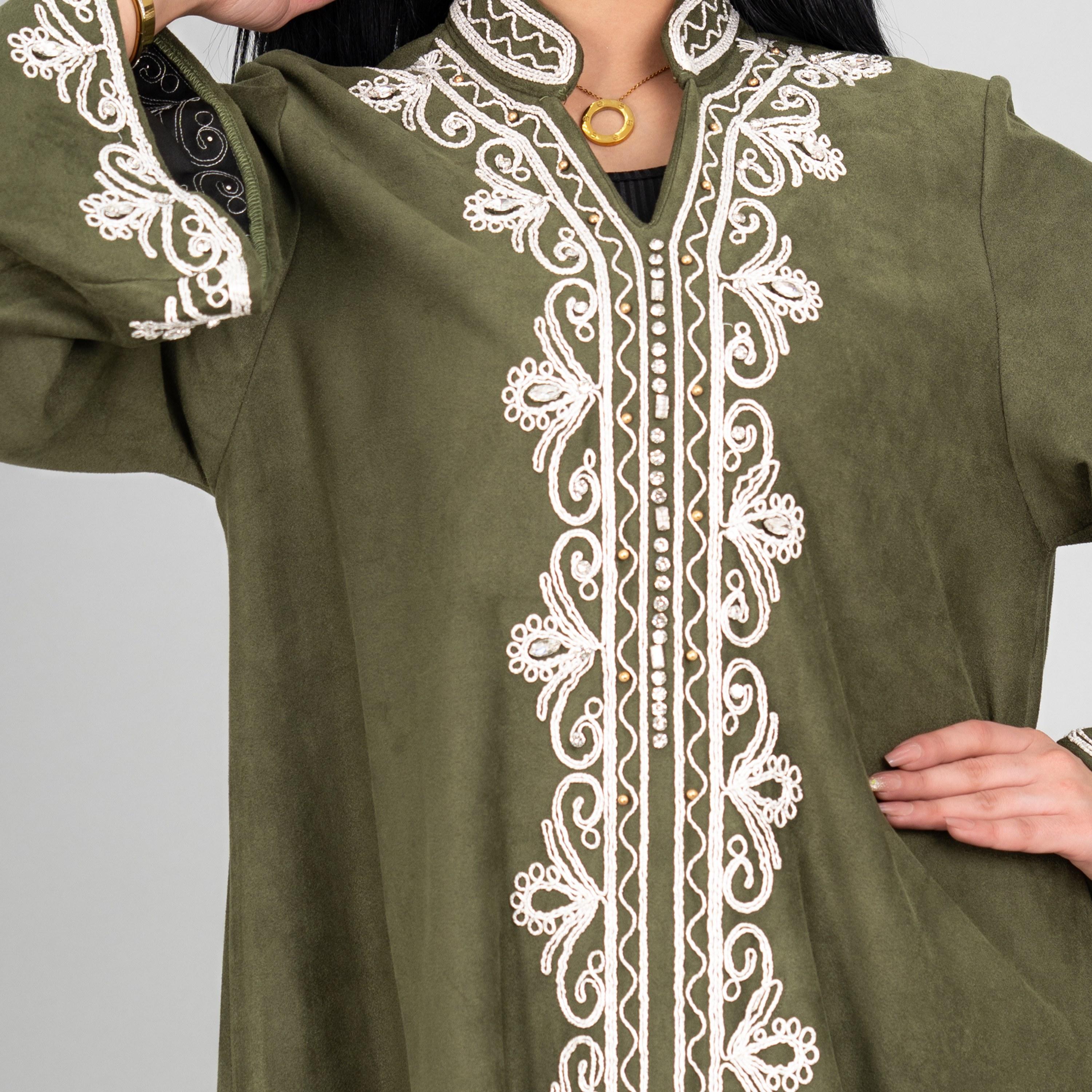 IKKXA Thread Embroidered Mandarin Collar Flared Sleeves Women's Evening Jalabiya-women-arabicclothing-jalabiyas-image-2