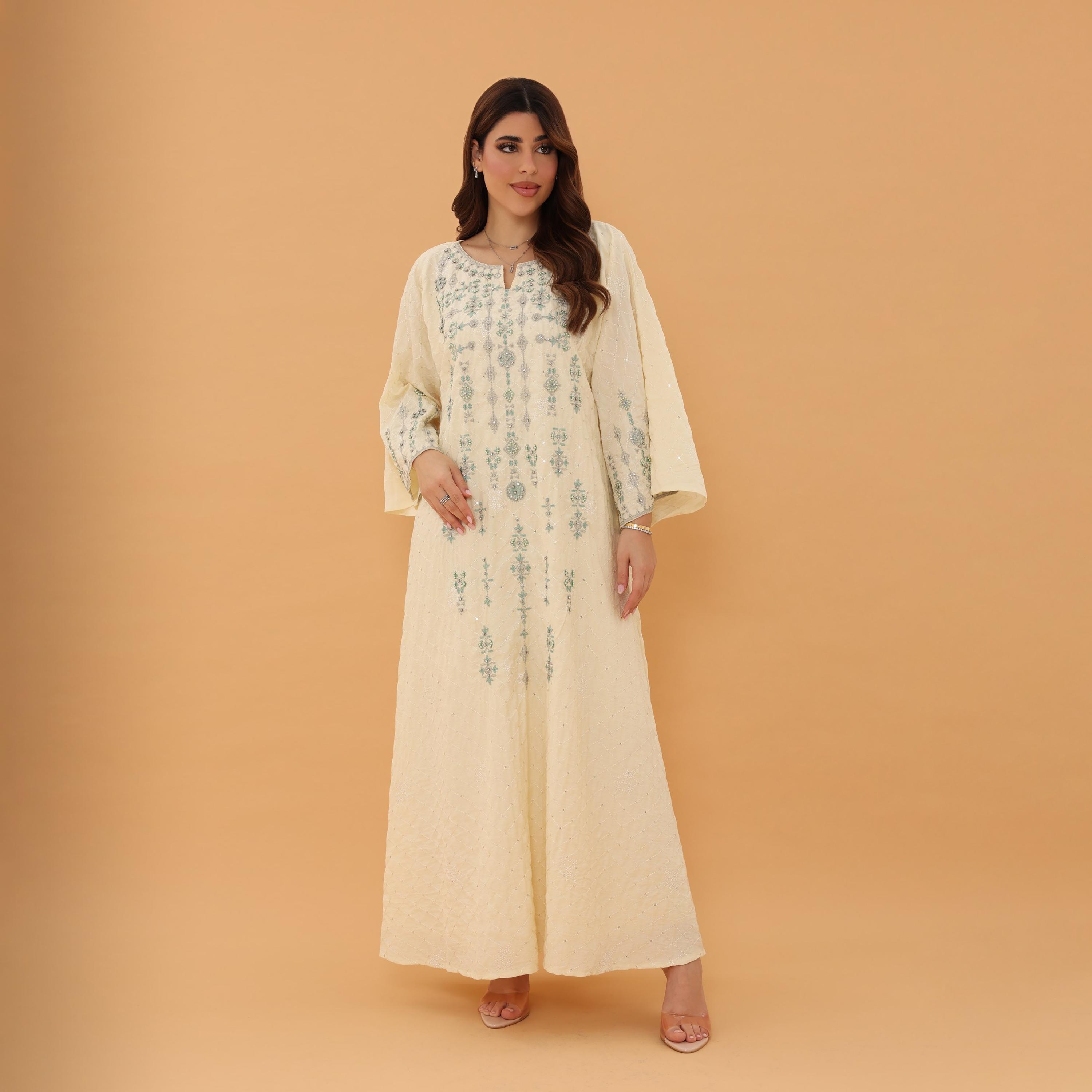 جلابية نسائية بأكمام واسعة مع تطريز وزينة من إككسا-women-arabicclothing-jalabiyas-image-4