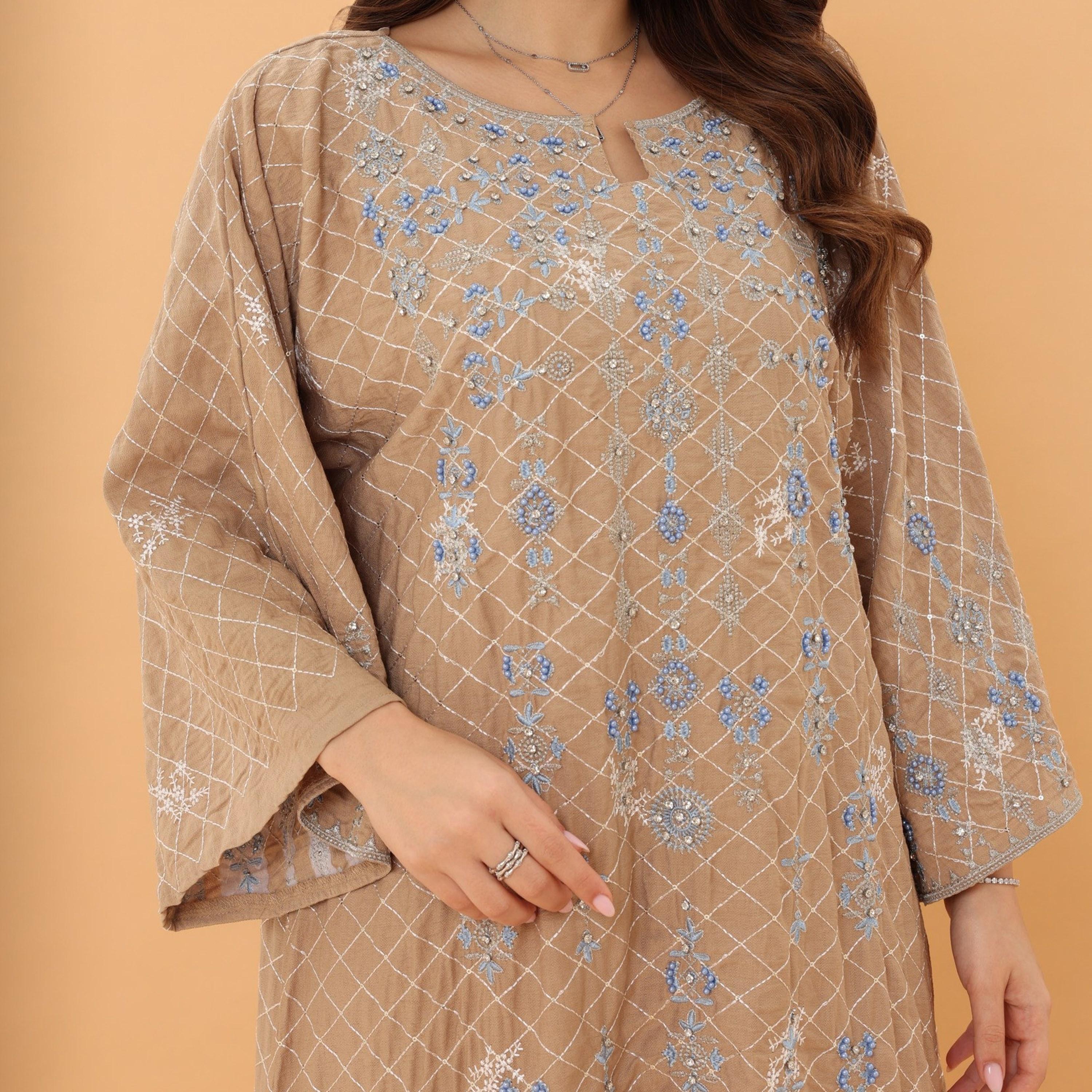 جلابية نسائية بأكمام واسعة مع تطريز وزينة من إككسا-women-arabicclothing-jalabiyas-image-12