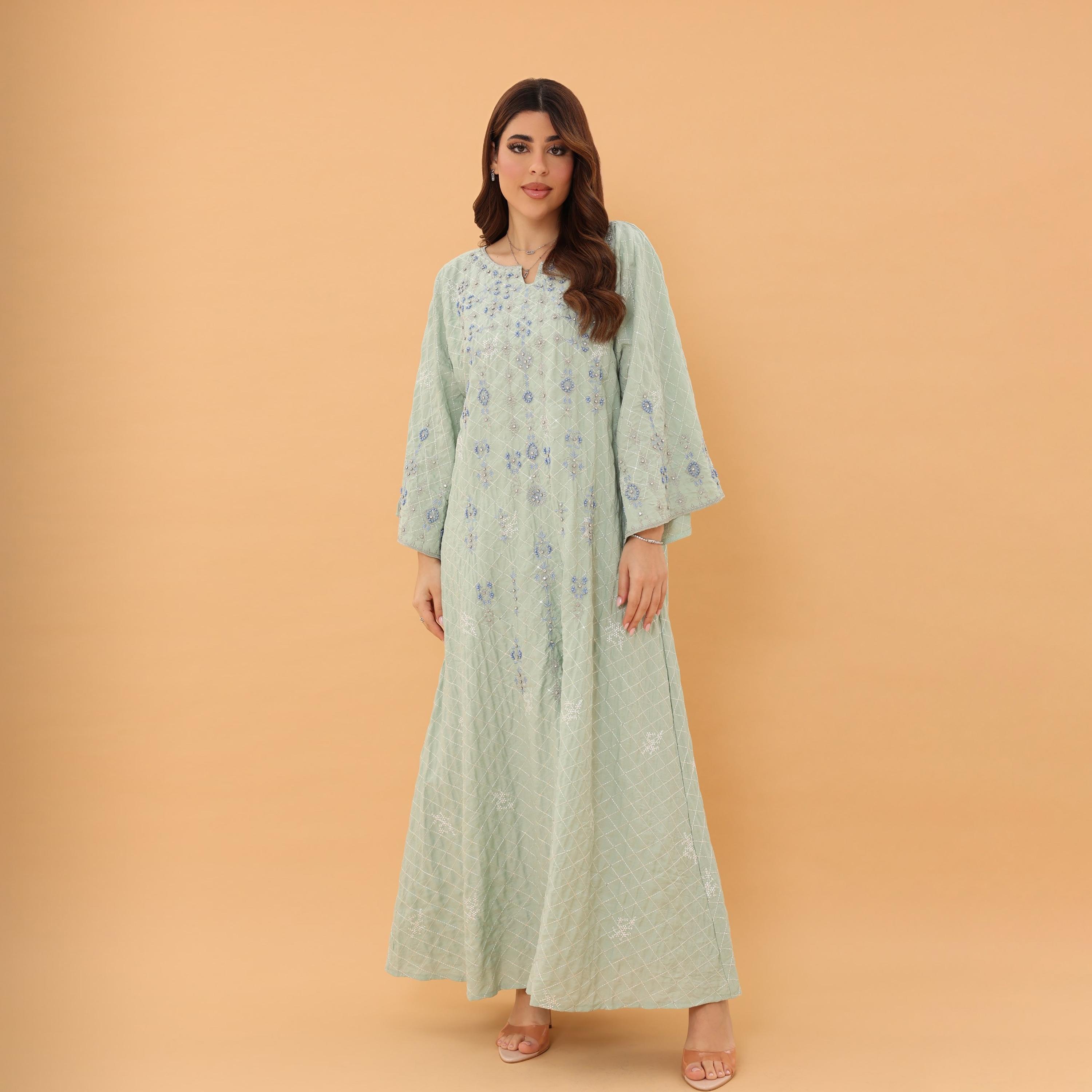 جلابية نسائية بأكمام واسعة مع تطريز وزينة من إككسا-women-arabicclothing-jalabiyas-image-9