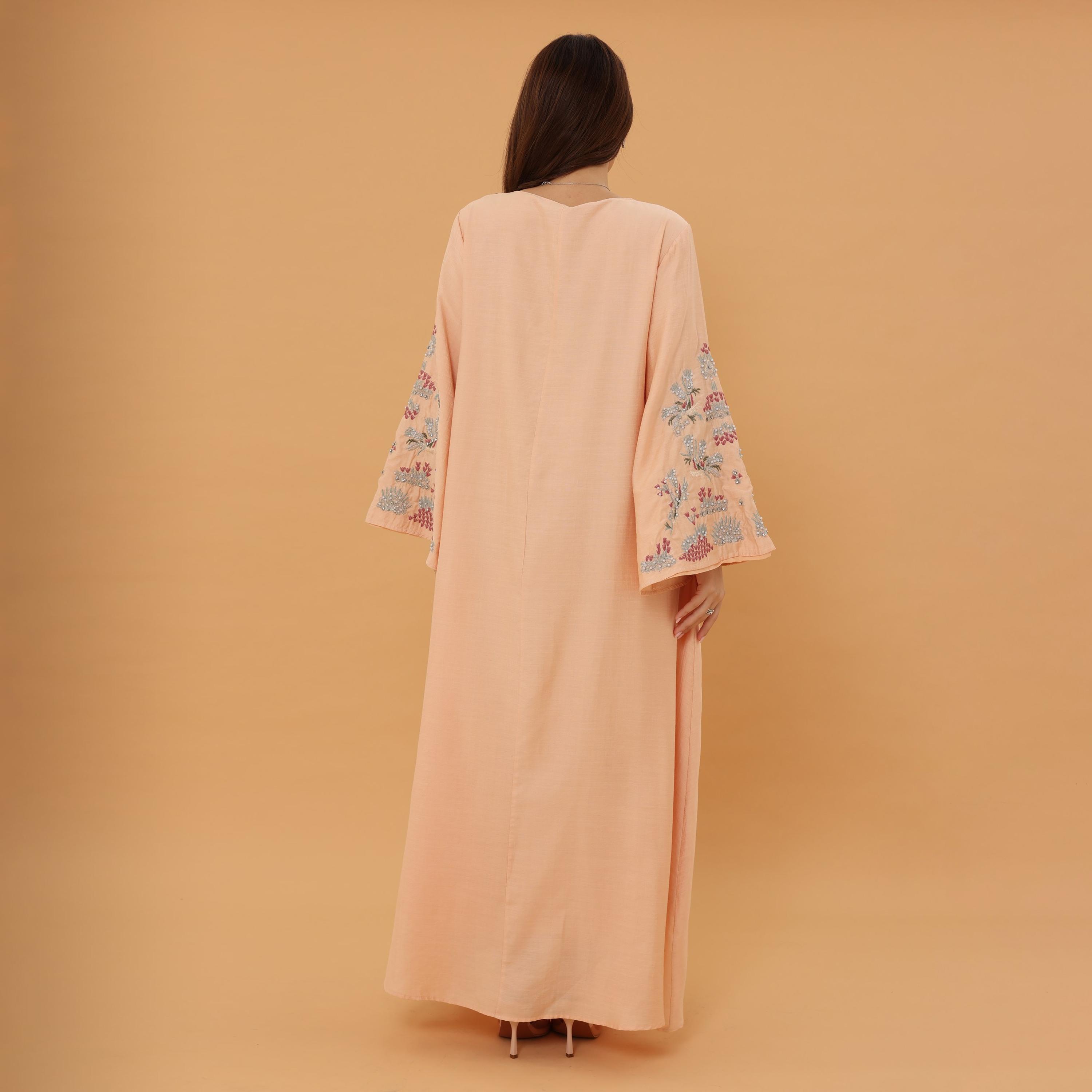 جلابية سهرة نسائية بأكمام "فليرد" واسعة وتطريز لؤلؤ من إككسا-women-arabicclothing-jalabiyas-image-10