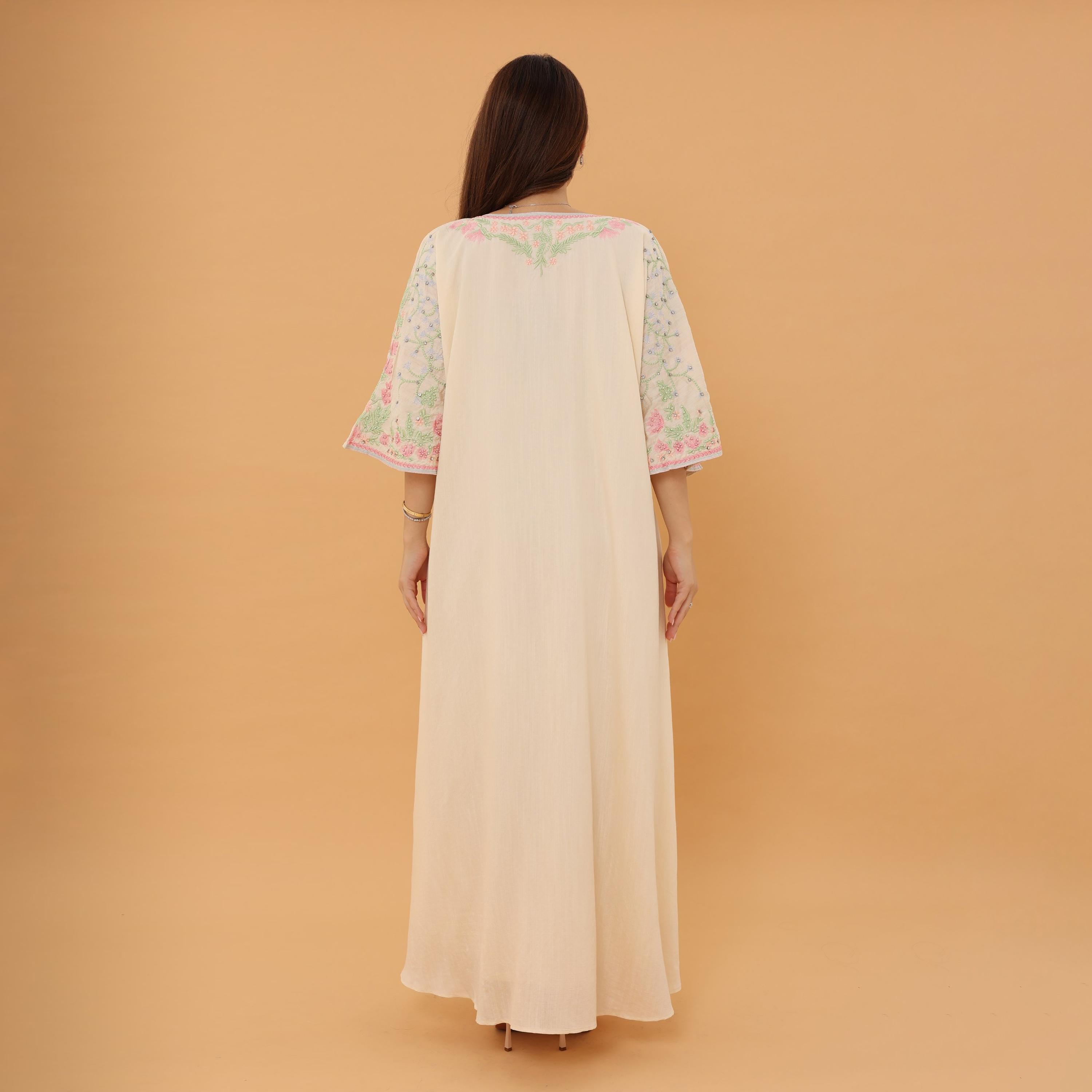 جلابية نسائية بأكمام "فليرد" واسعة مع تطريز وزينة من إككسا-women-arabicclothing-jalabiyas-image-9