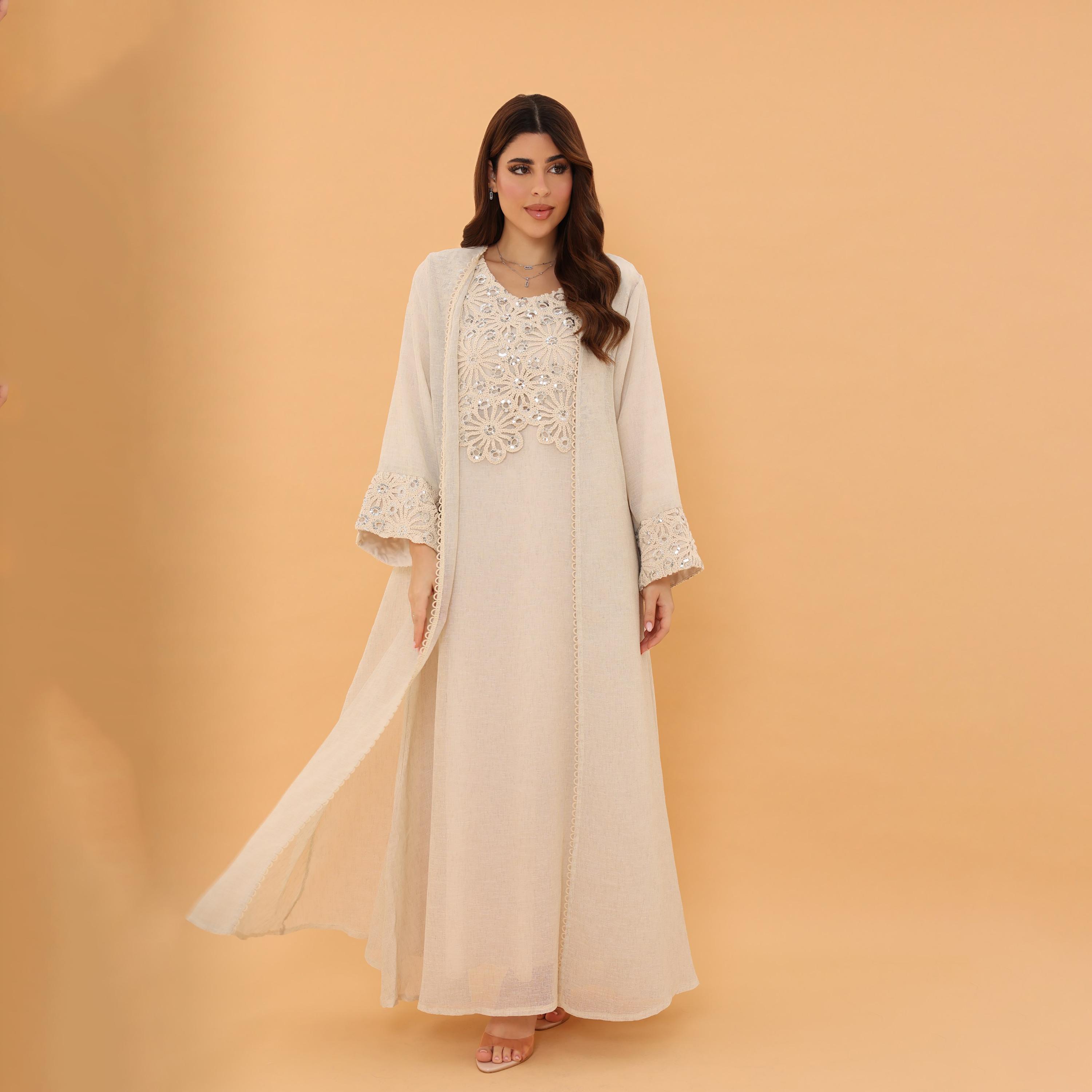 جلابية نسائية من دانتيل بتطريز زهور مع طبقة علوية "أوفرلاي" من إيككسا-women-arabicclothing-jalabiyas-image-4
