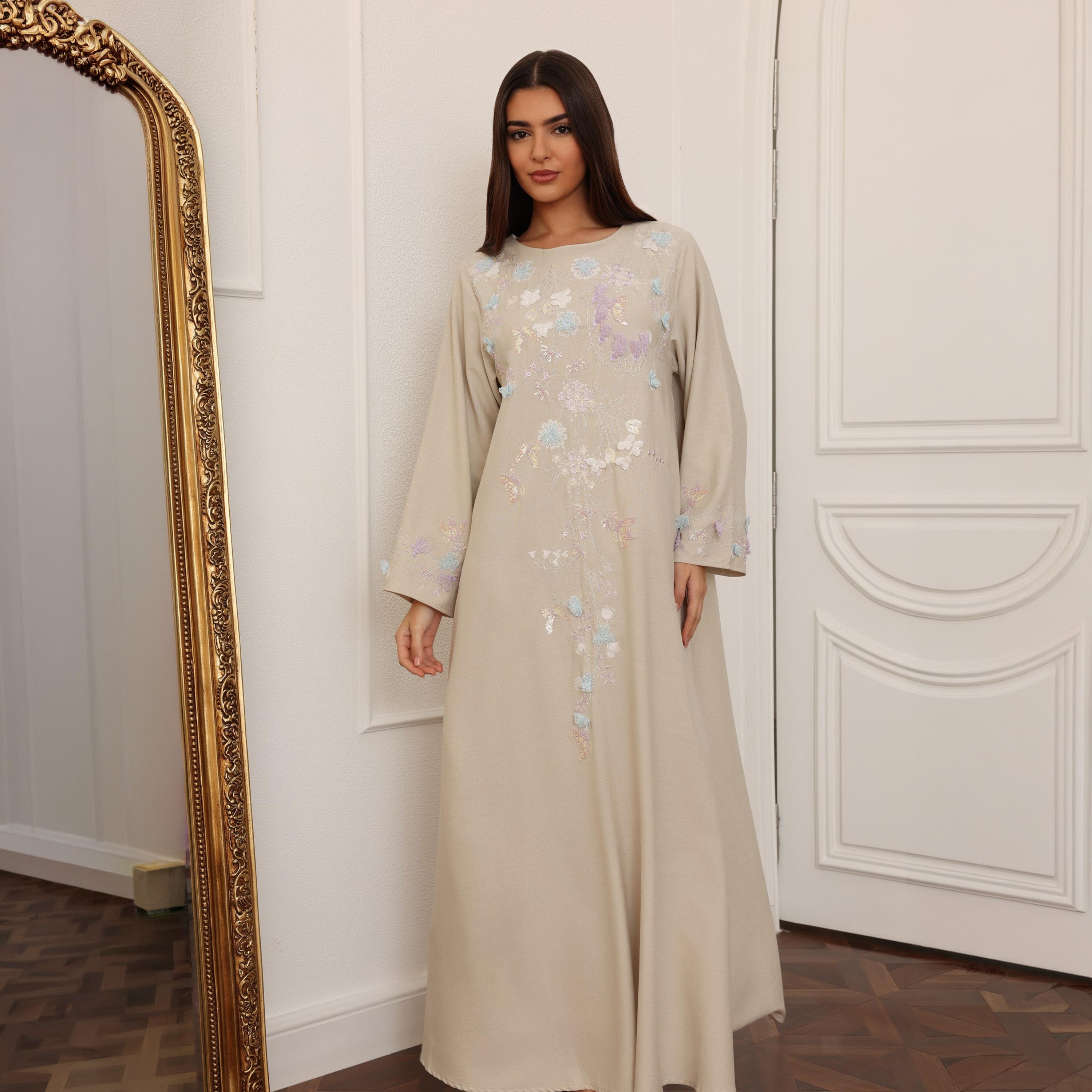جلابية نسائية بتطريز "فلورال" و"سيكوين" من إككسا-women-arabicclothing-jalabiyas-image-10