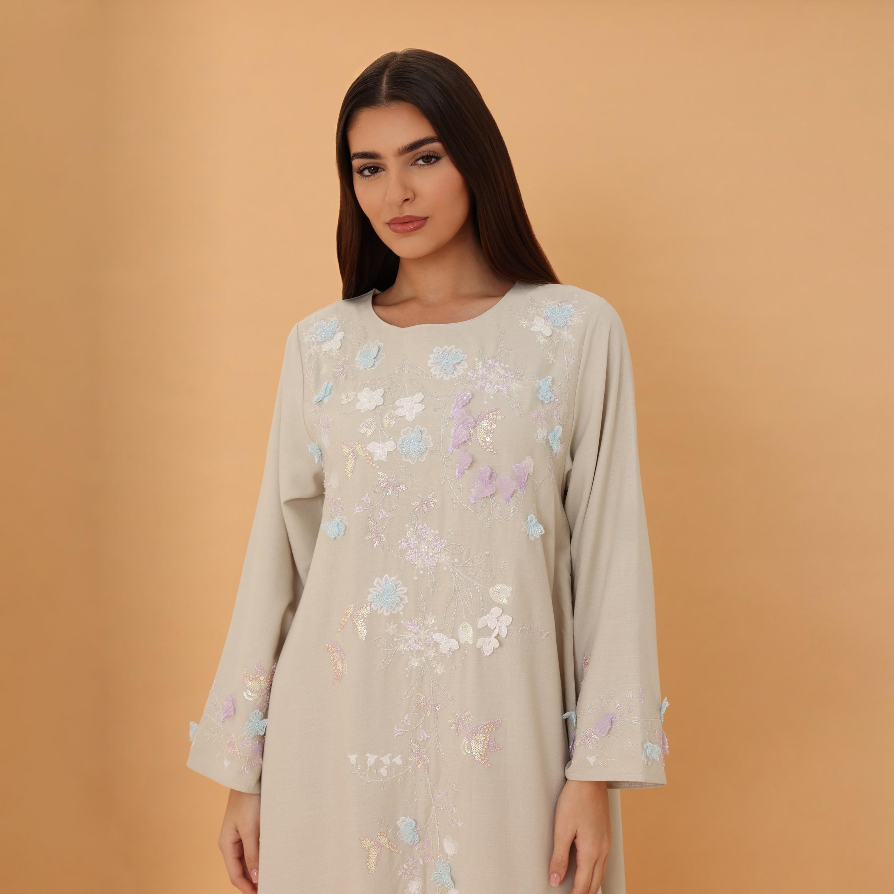 جلابية نسائية بتطريز "فلورال" و"سيكوين" من إككسا-women-arabicclothing-jalabiyas-image-11
