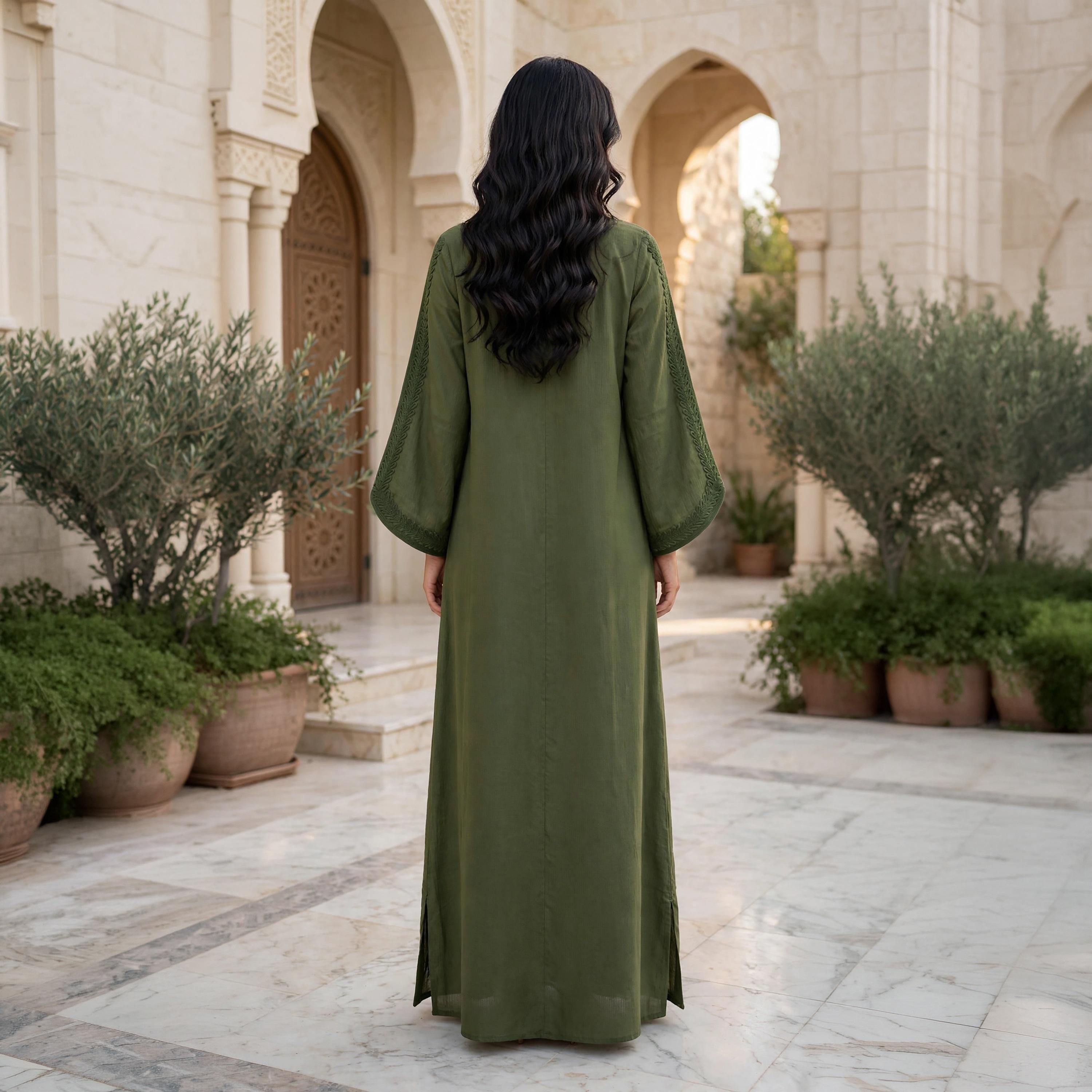 جلابية حريمي بأكمام واسعة (بوق) مع تطريز على الصدر من إككسا-women-arabicclothing-jalabiyas-image-12