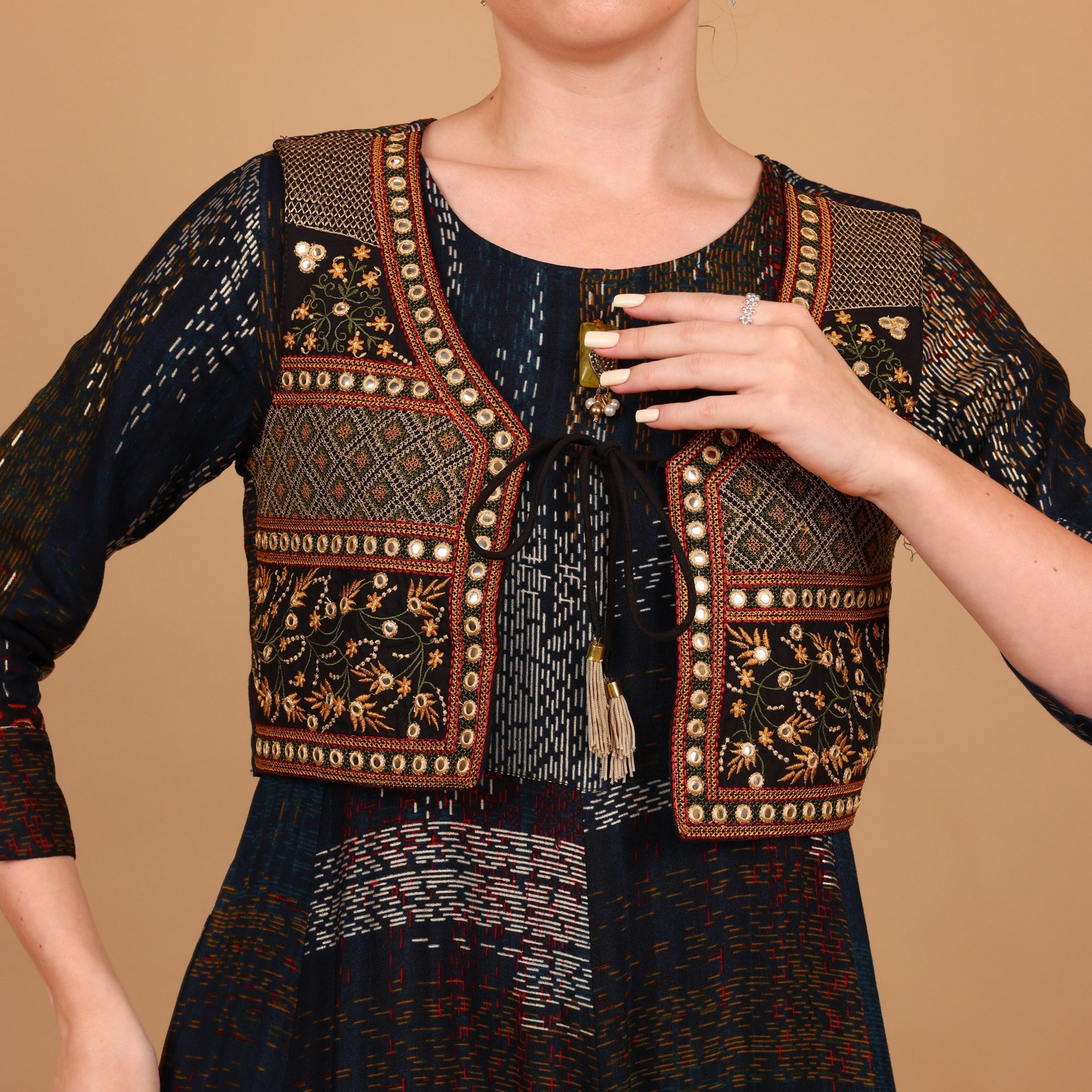 جلابية نسائية بطبقات وأكمام بأساور (كافس) مطبوعة من إيككسا-women-arabicclothing-jalabiyas-image-3