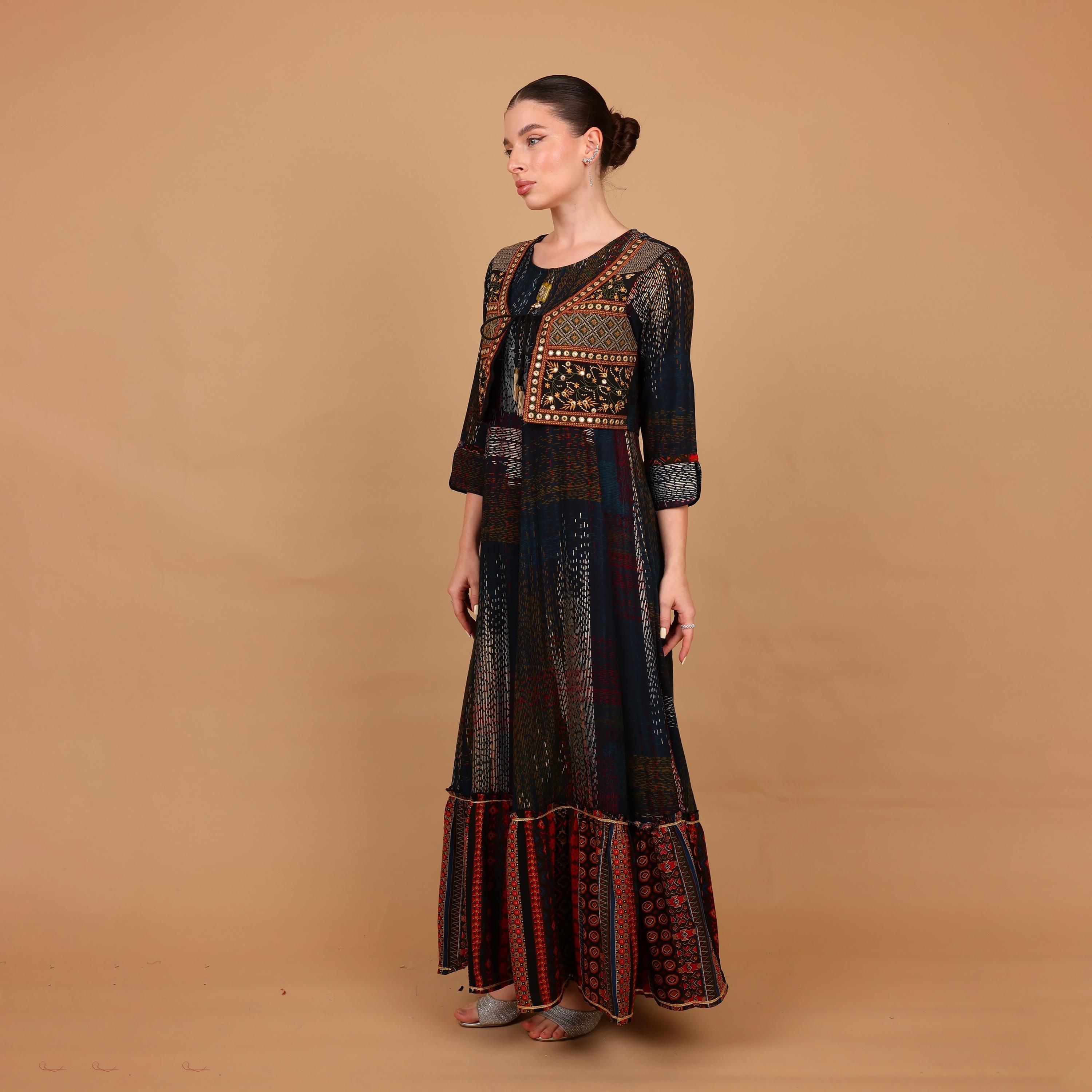 جلابية نسائية بطبقات وأكمام بأساور (كافس) مطبوعة من إيككسا-women-arabicclothing-jalabiyas-image-4