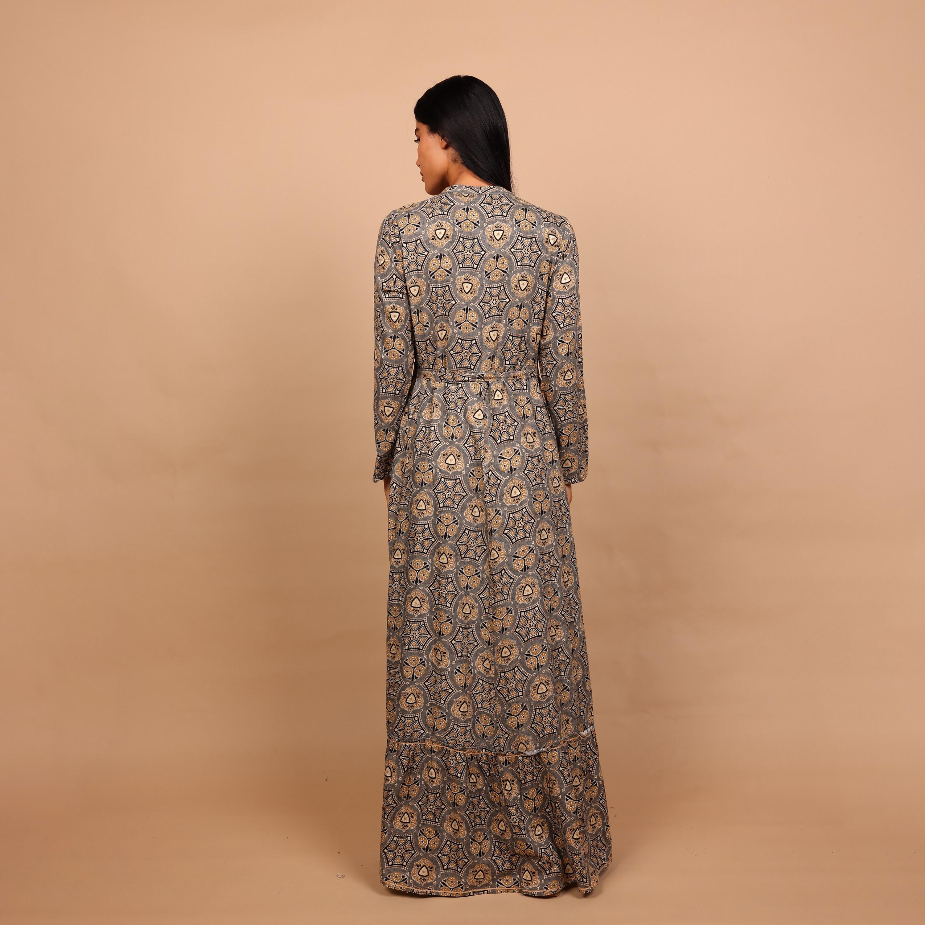 IKKXA Geometric Print Women's Fit and Flared Jalabiya-women-arabicclothing-jalabiyas-image-5