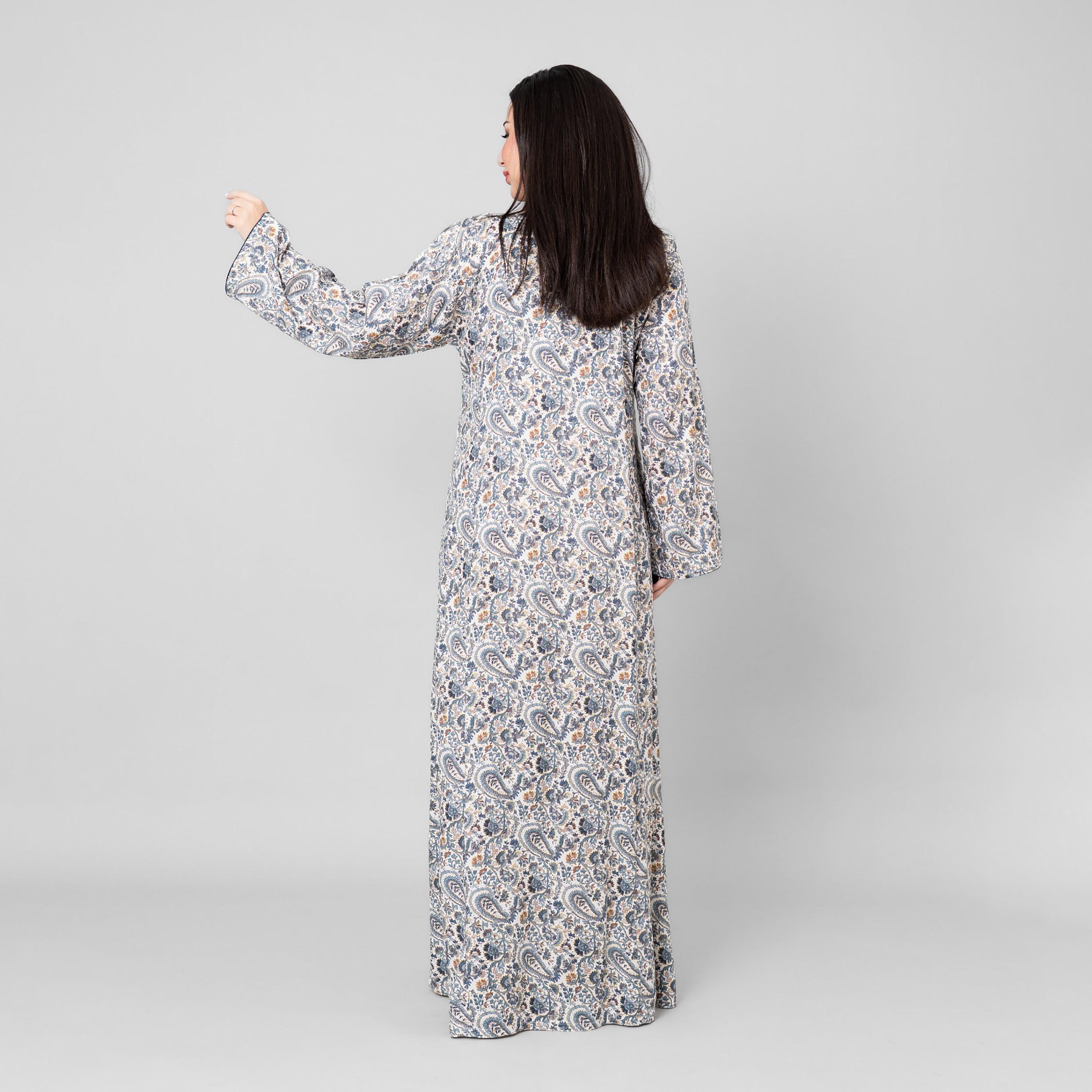 جلابية نسائية بطبعة "فلورال بيزلي" من إككسا-women-arabicclothing-jalabiyas-image-5