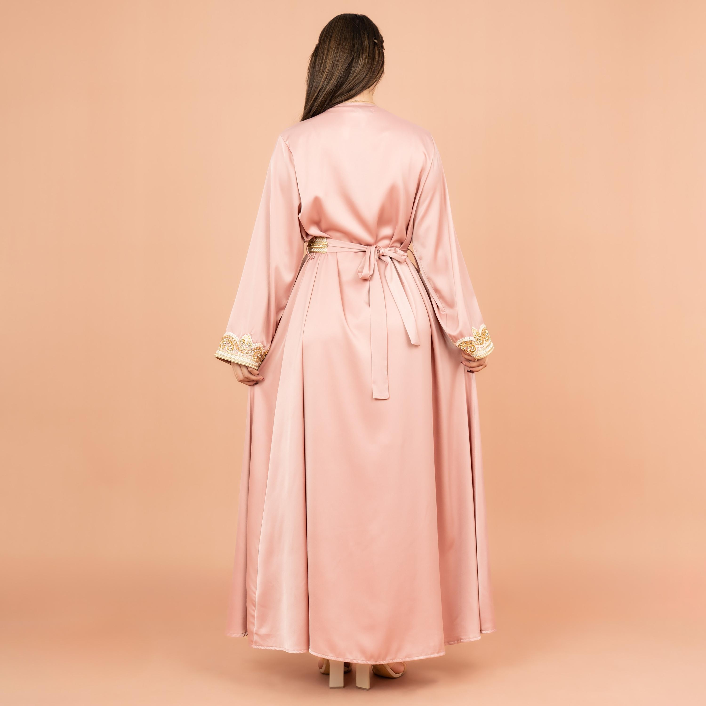 IKKXA قفطان نسائي مكون من قطعتين مطرز بالكريستال مع خرز مع حزام-women-arabicclothing-kaftan-image-12