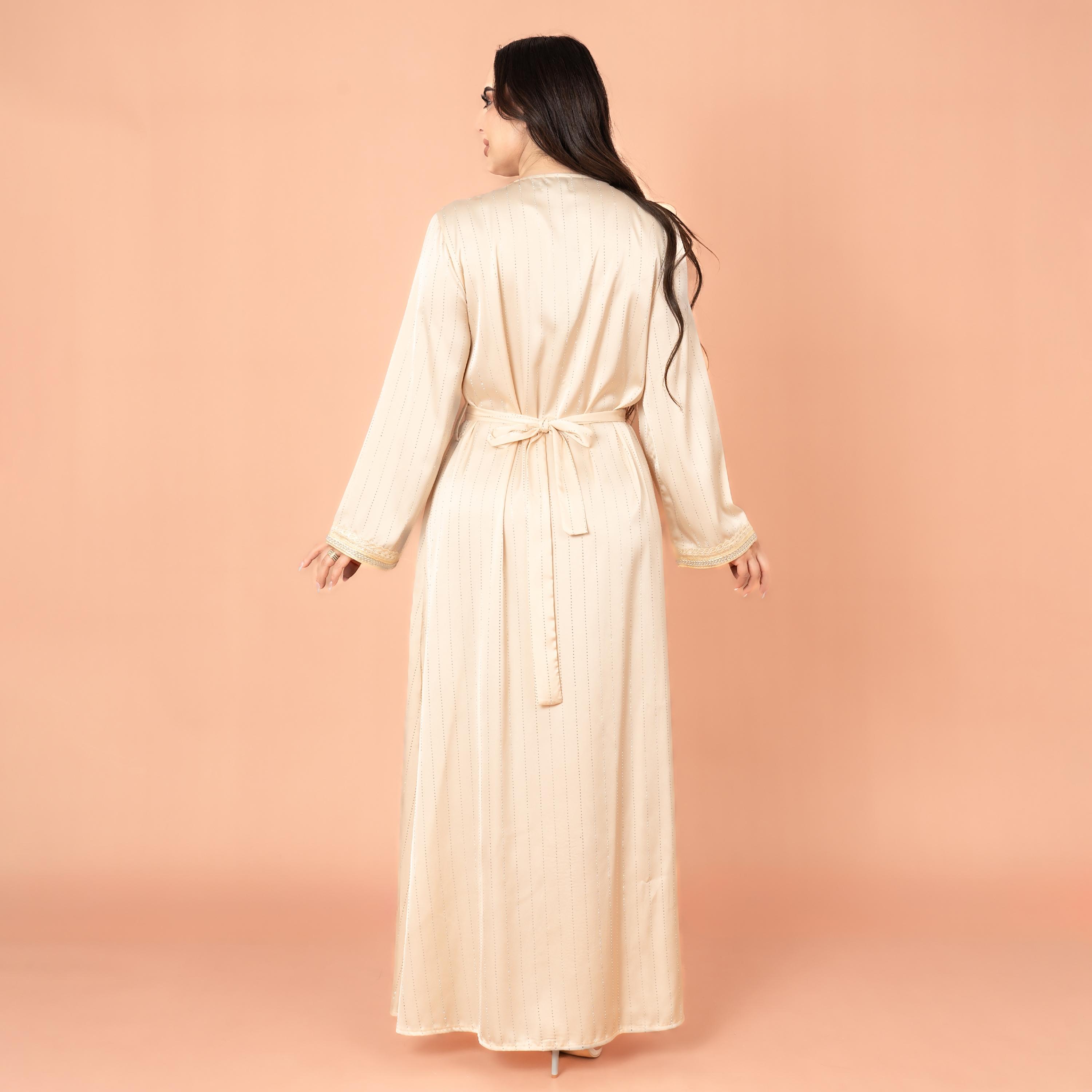 IKKXA جلابية نسائية مسائية مطرزة بخطوط منقطة-women-arabicclothing-jalabiyas-image-4